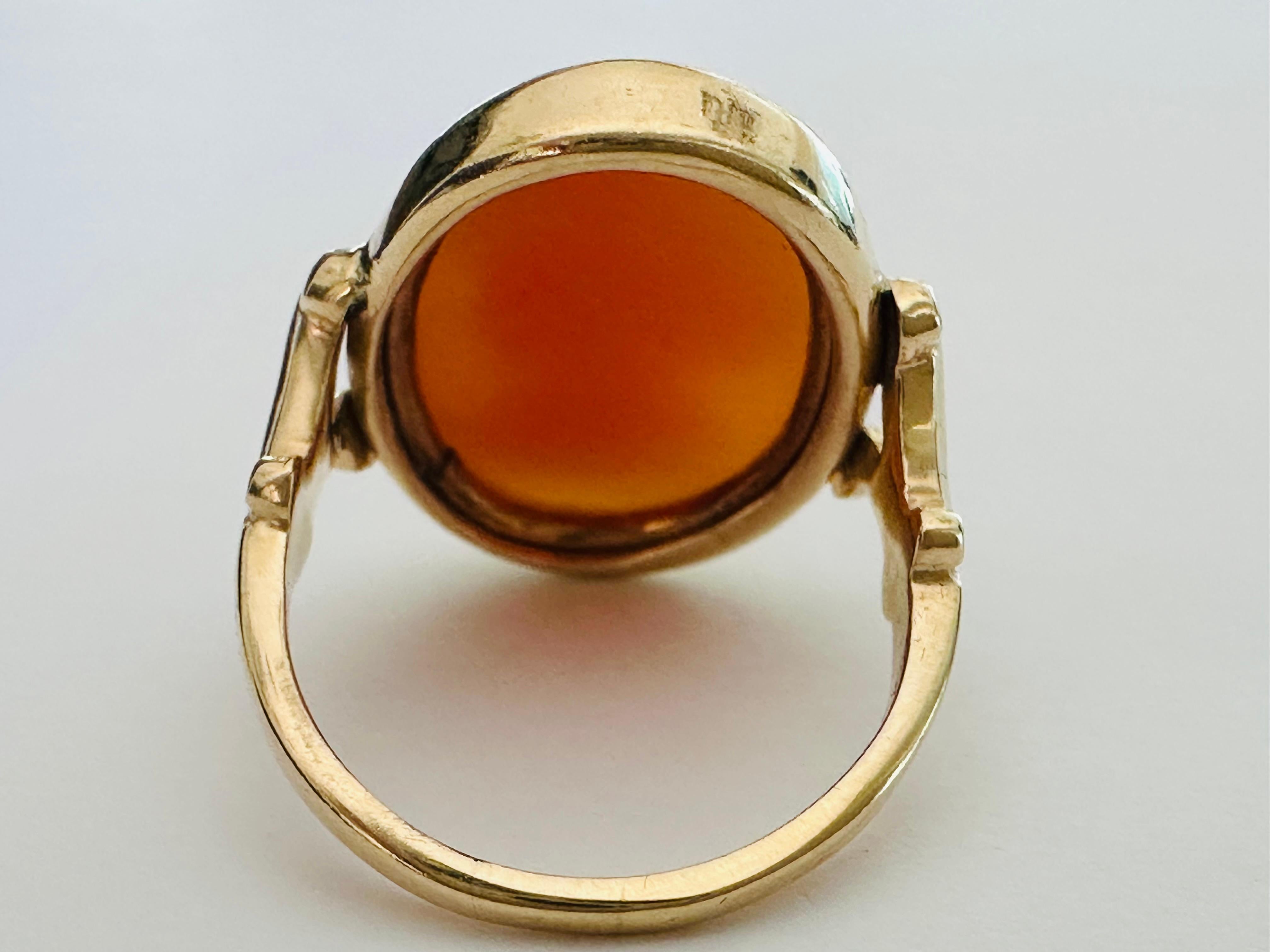 Estate 14K Gelbgold geschnitzt Lady Shell Cameo Ring Damen im Angebot