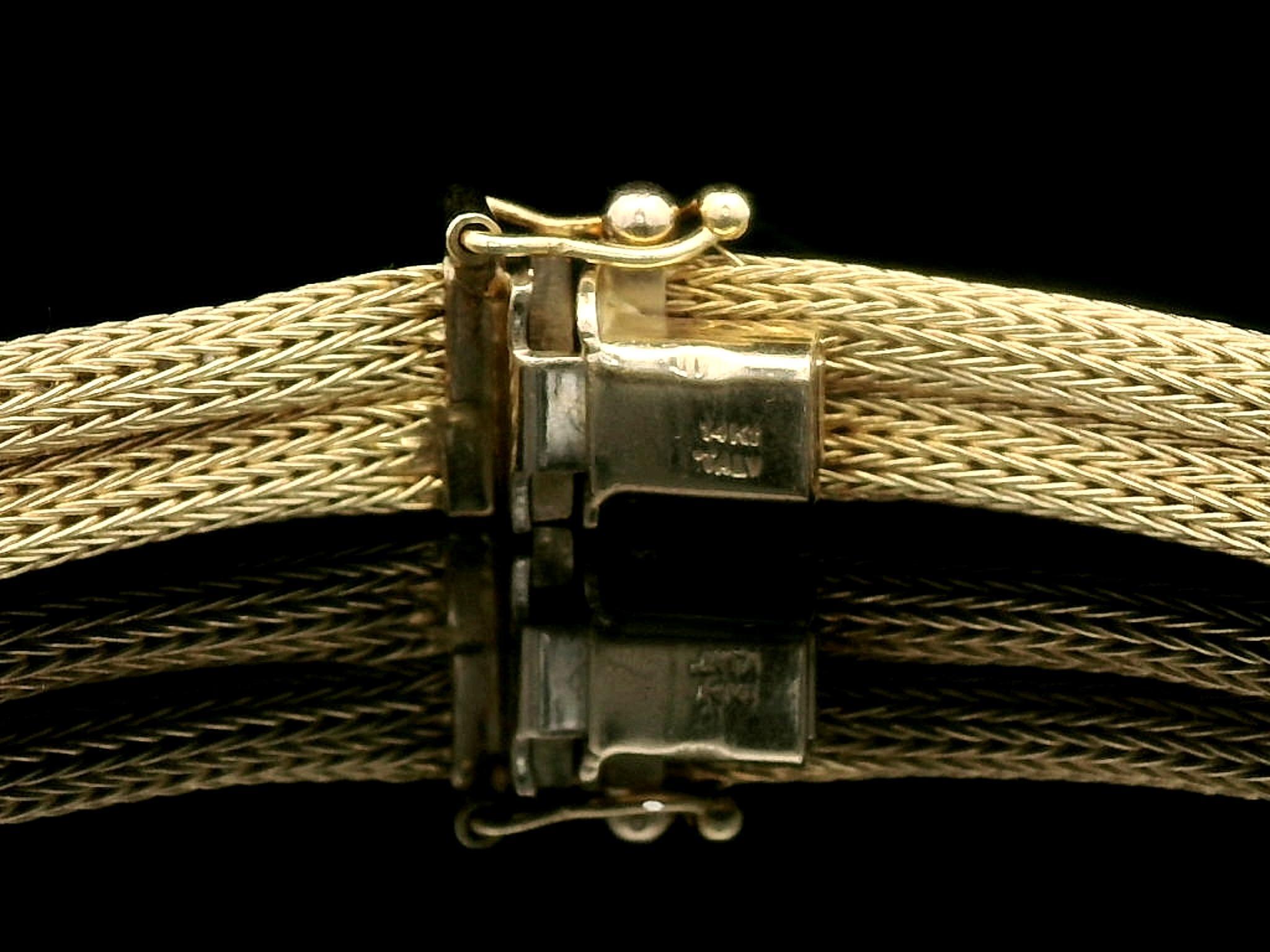 Estate 14k Yellow Gold Dual Wheat Link Tube w/ Polished Stations Bracelet en vente 5