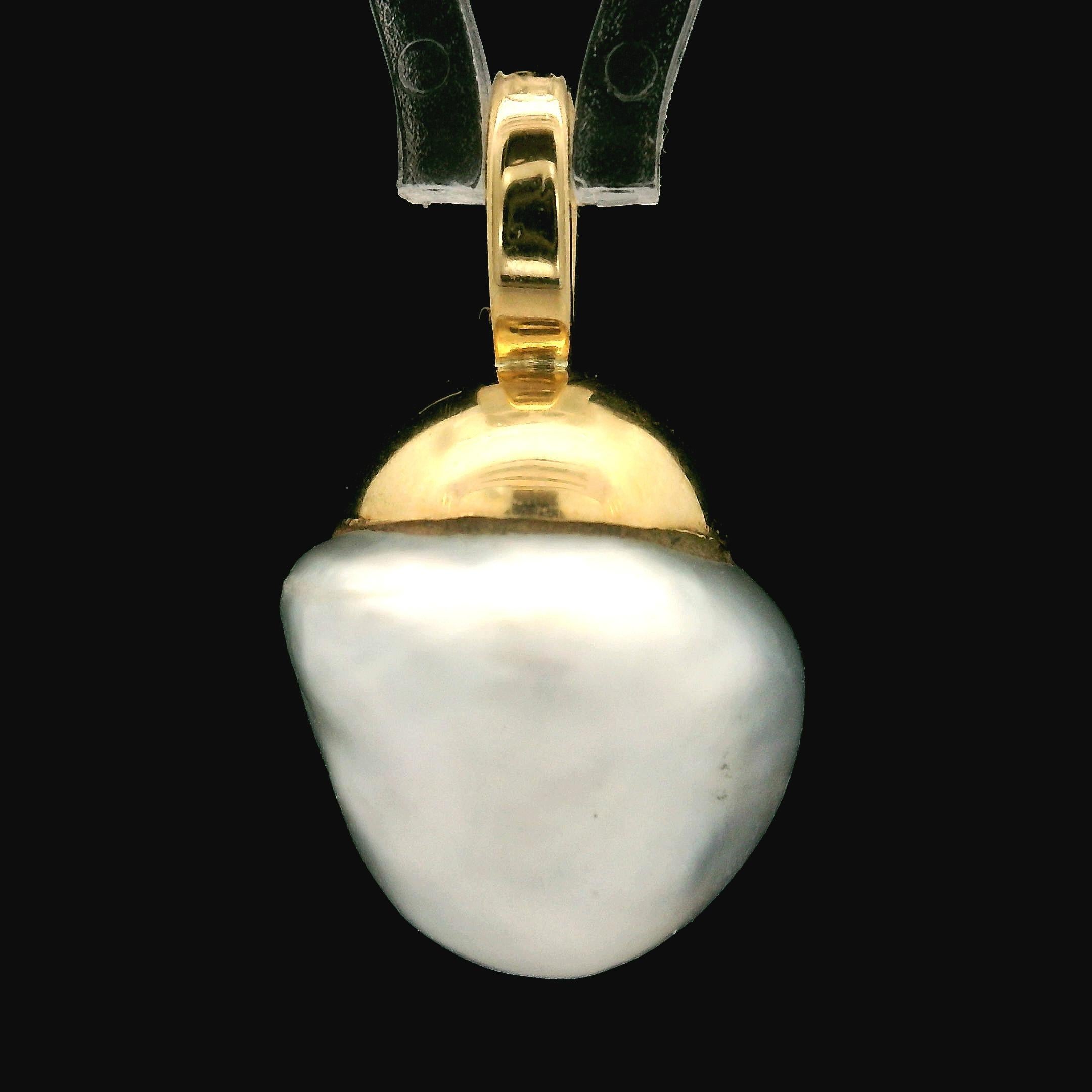 Estate 14k Yellow Gold Large Baroque Pearl Well Made Charm Pendant 2