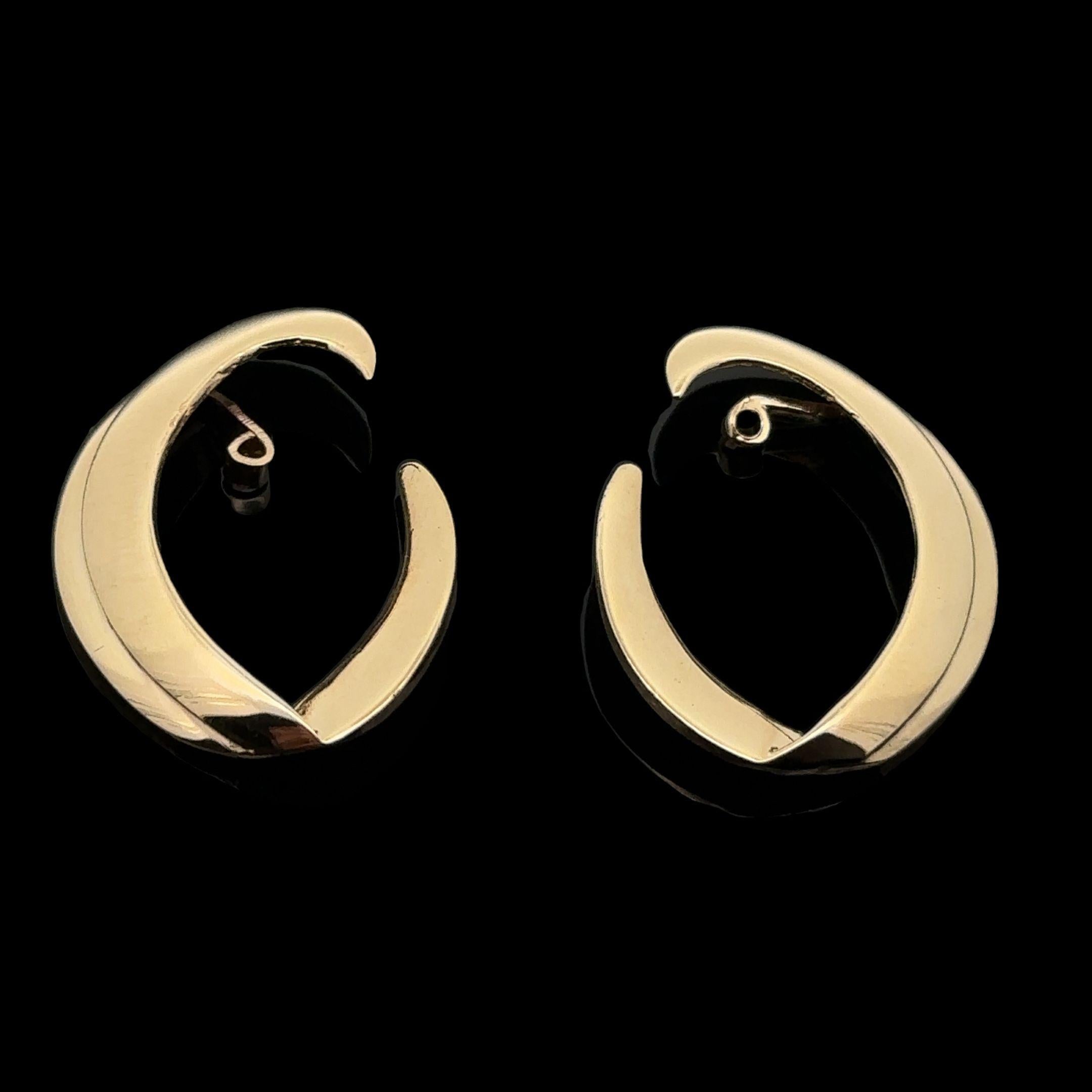 Estate 14k Yellow Gold Open Crescent Charm Jackets Earring Enhancer en Excelente estado para la venta en Montclair, NJ