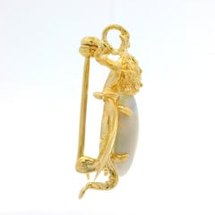 Estate 14k Yellow Gold Oval Opal Detailed Honeybee Fly Bee Pin Brooch Pendant