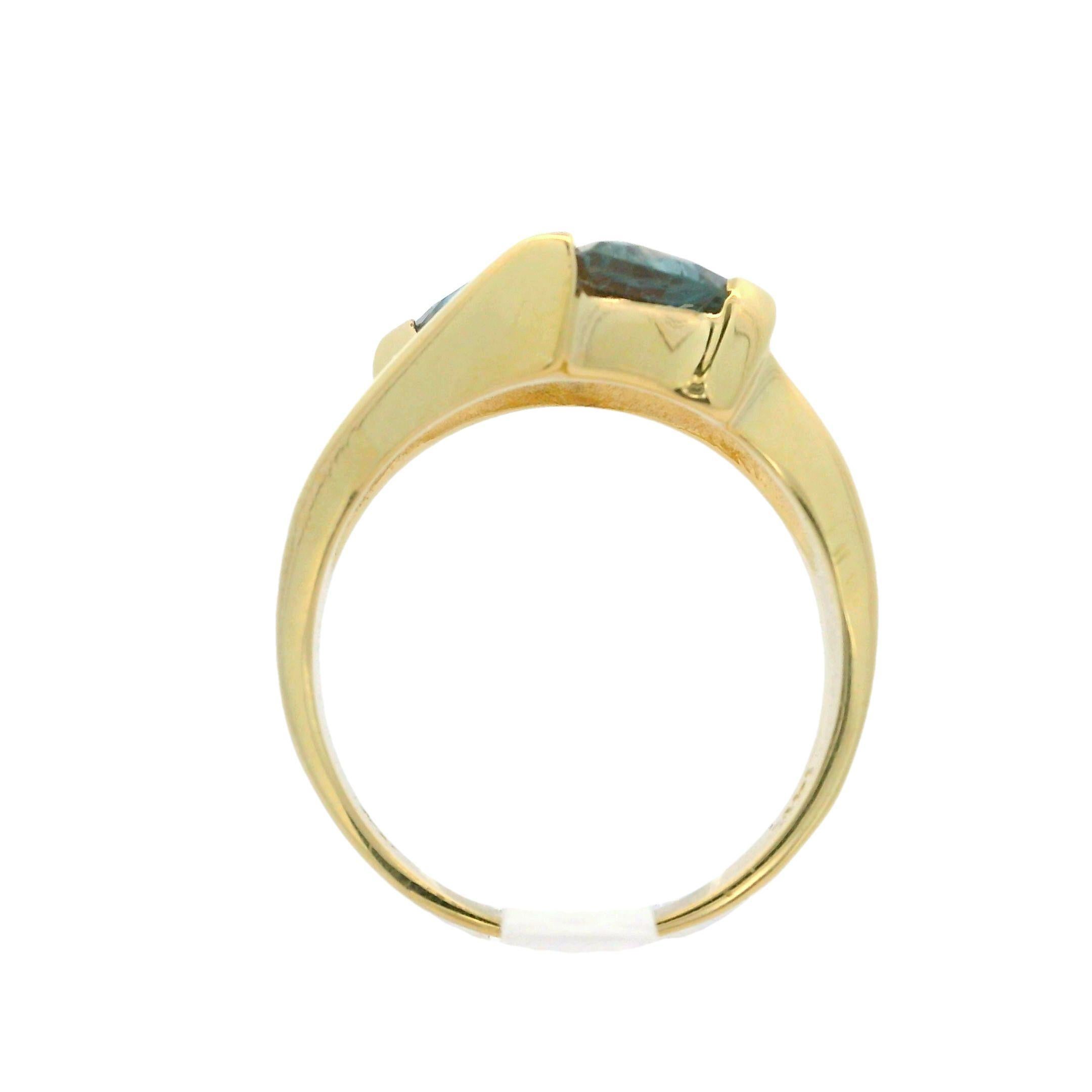 Anello da cocktail in oro giallo 14k con taglio trilione e diamante topazio mistico in vendita 6