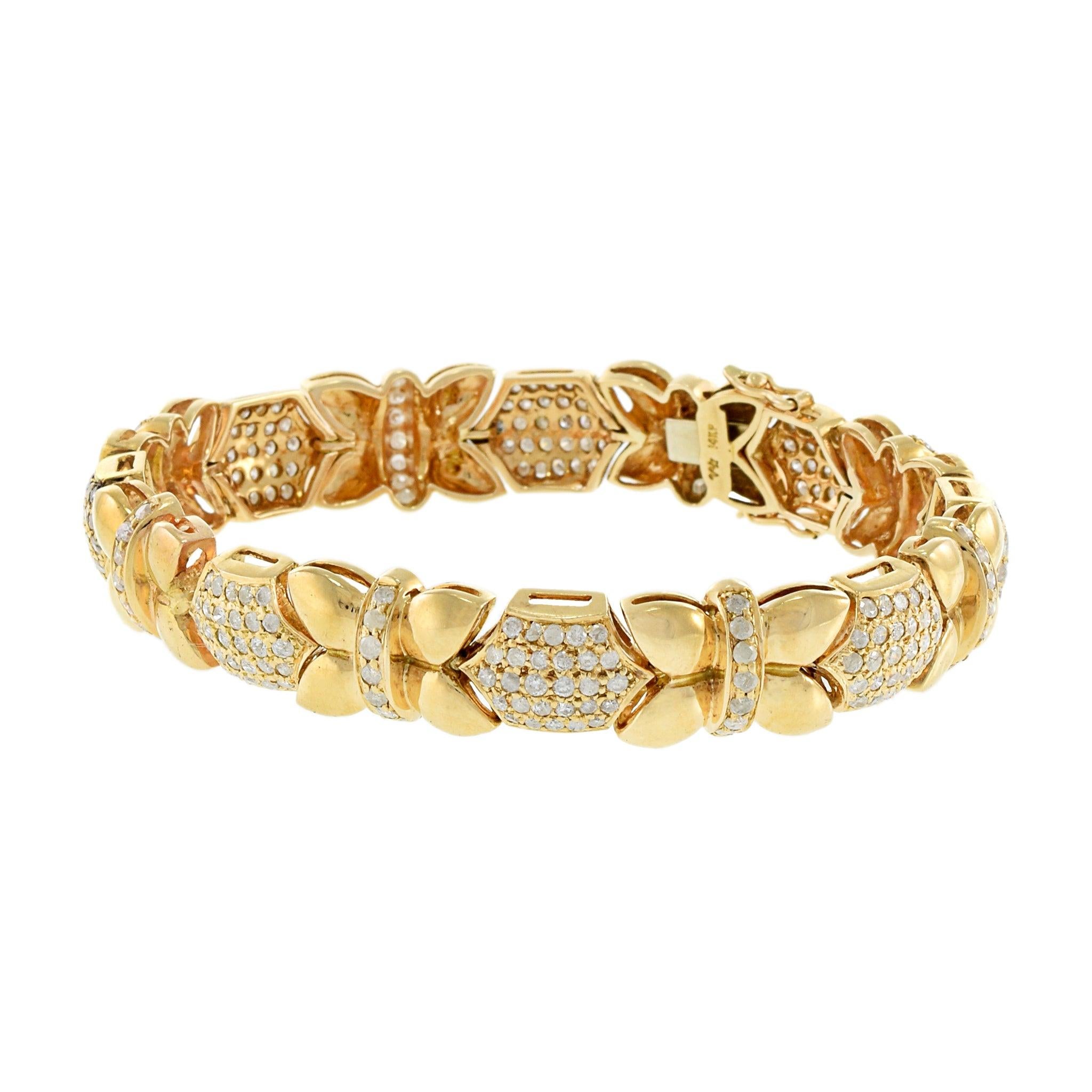 Retro Estate 14KT Yellow Gold Petals and Diamond Bracelet For Sale
