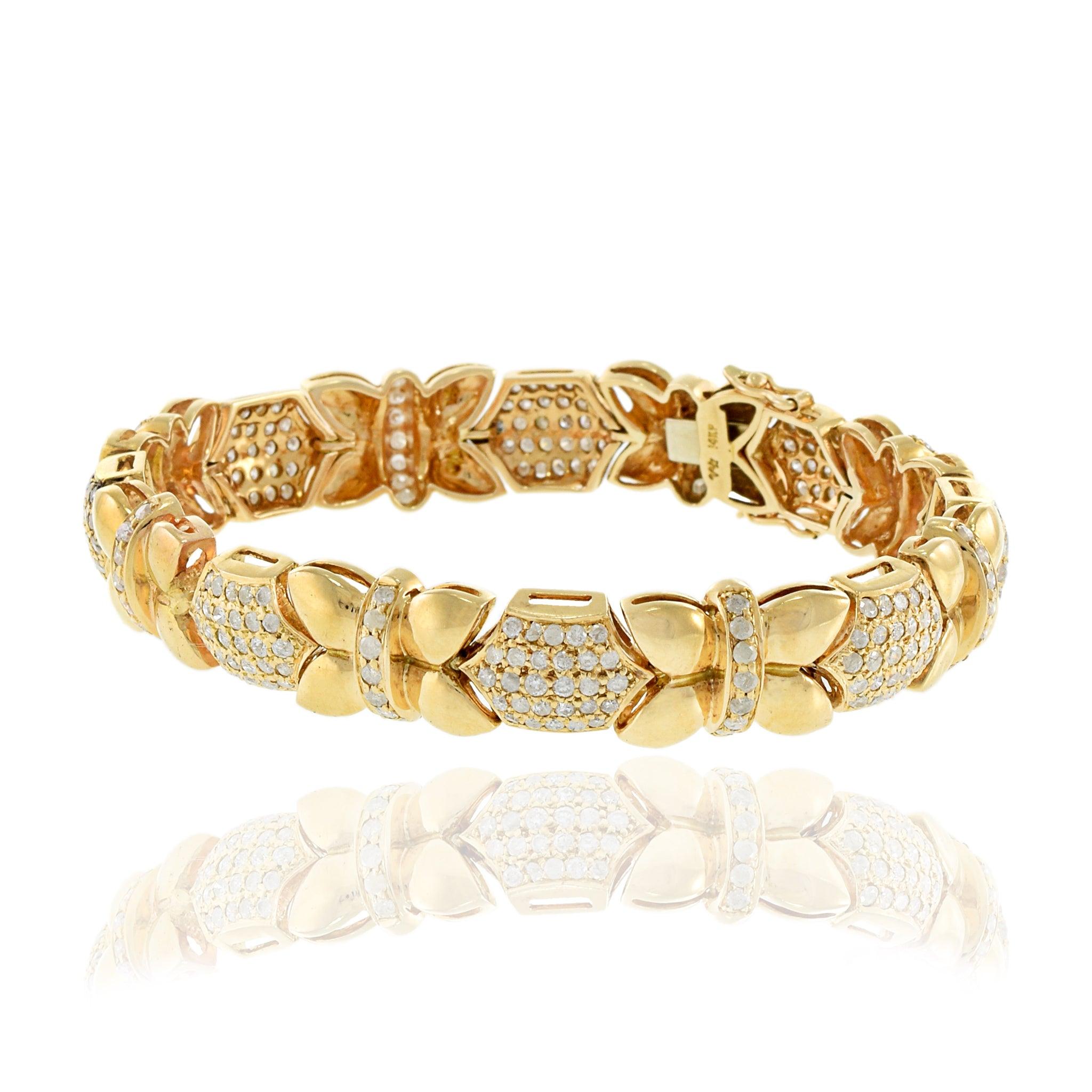Round Cut Estate 14KT Yellow Gold Petals and Diamond Bracelet For Sale