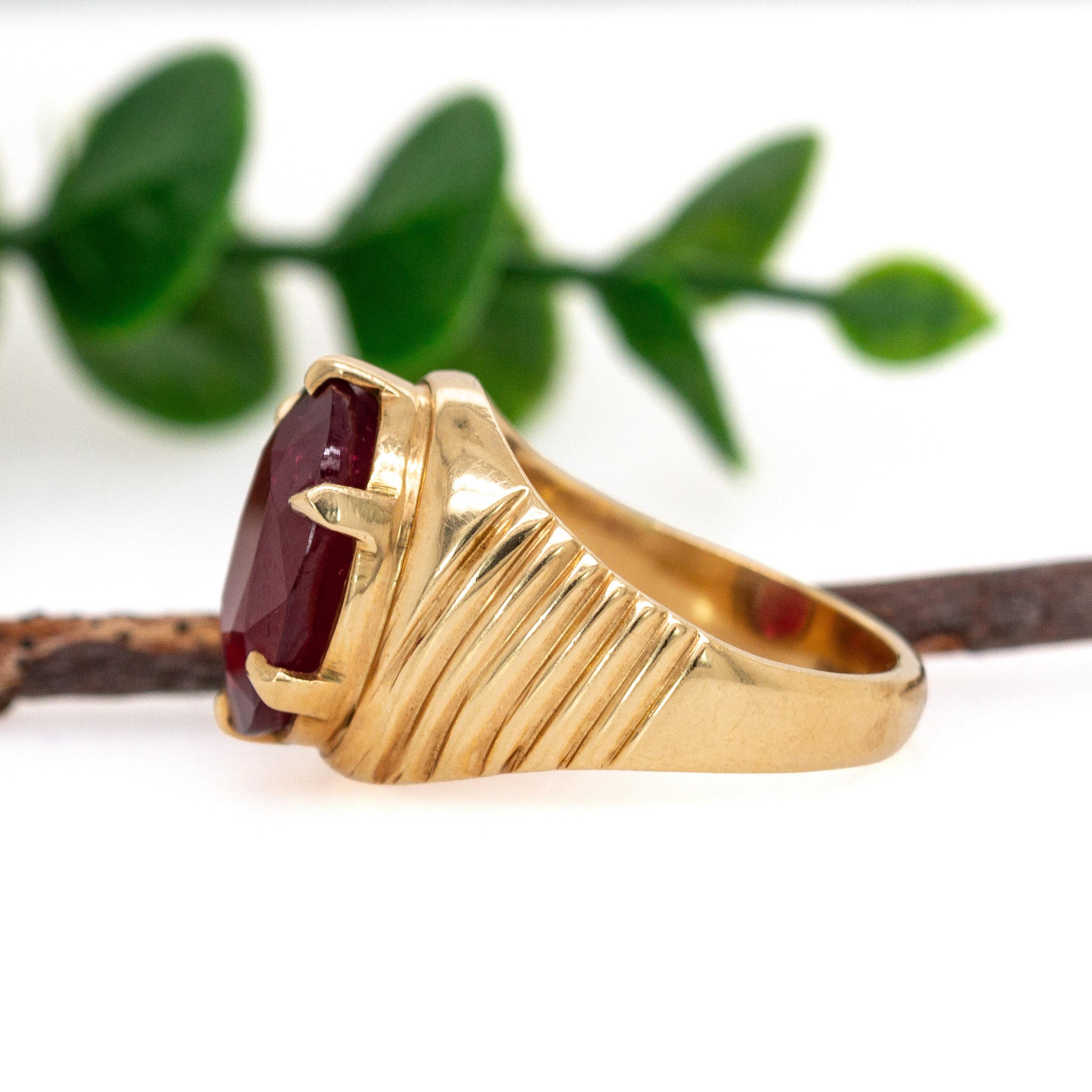 Estate 15,25cts Madagaskar Ruby Ring: 18K Solid Gold, Echtgold-Schmuck Damen im Angebot