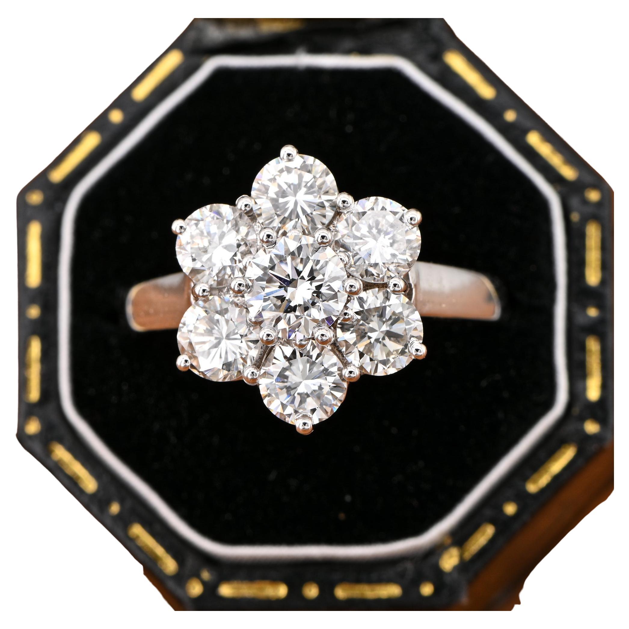 Estate 1.70 CT G VS Diamond Flower Cluster Ring 18 KT For Sale