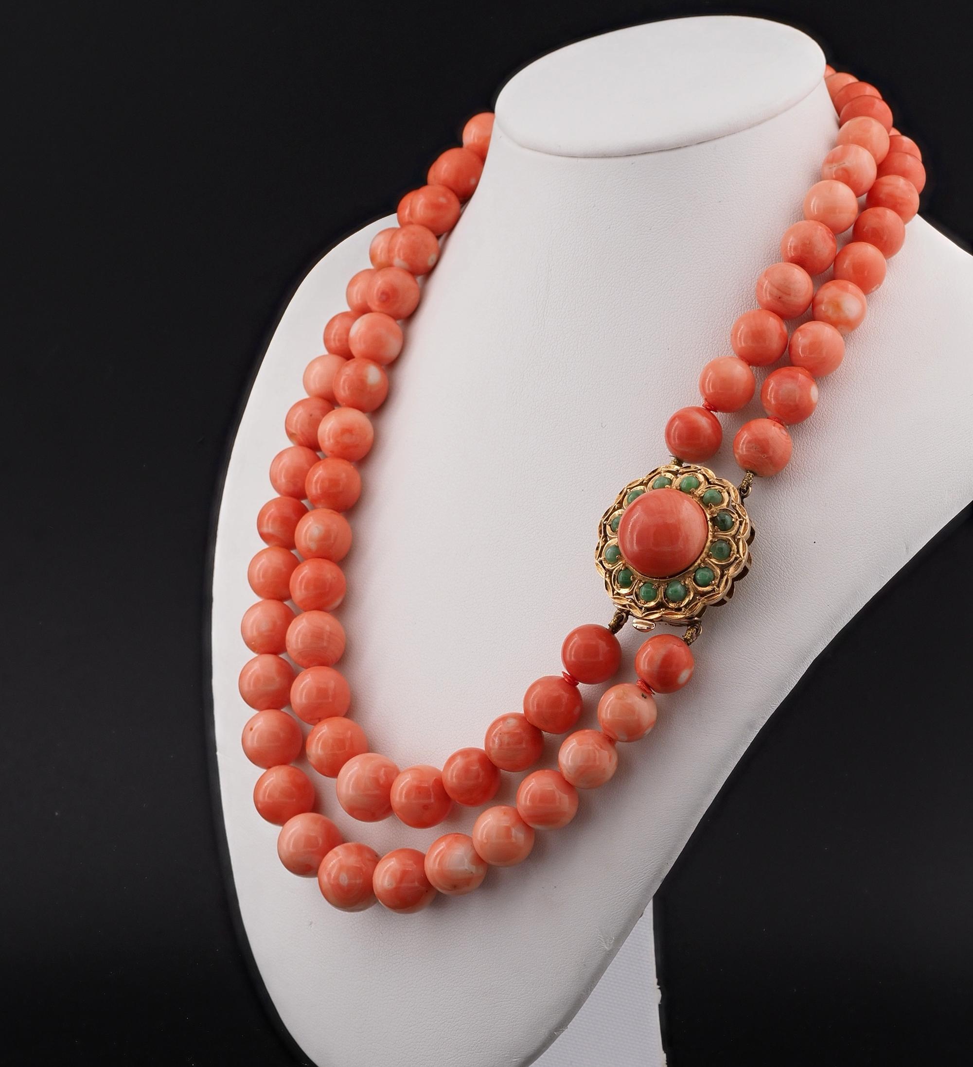 Women's or Men's Estate 173 Grams Natural Unthread Coral Necklace For Sale