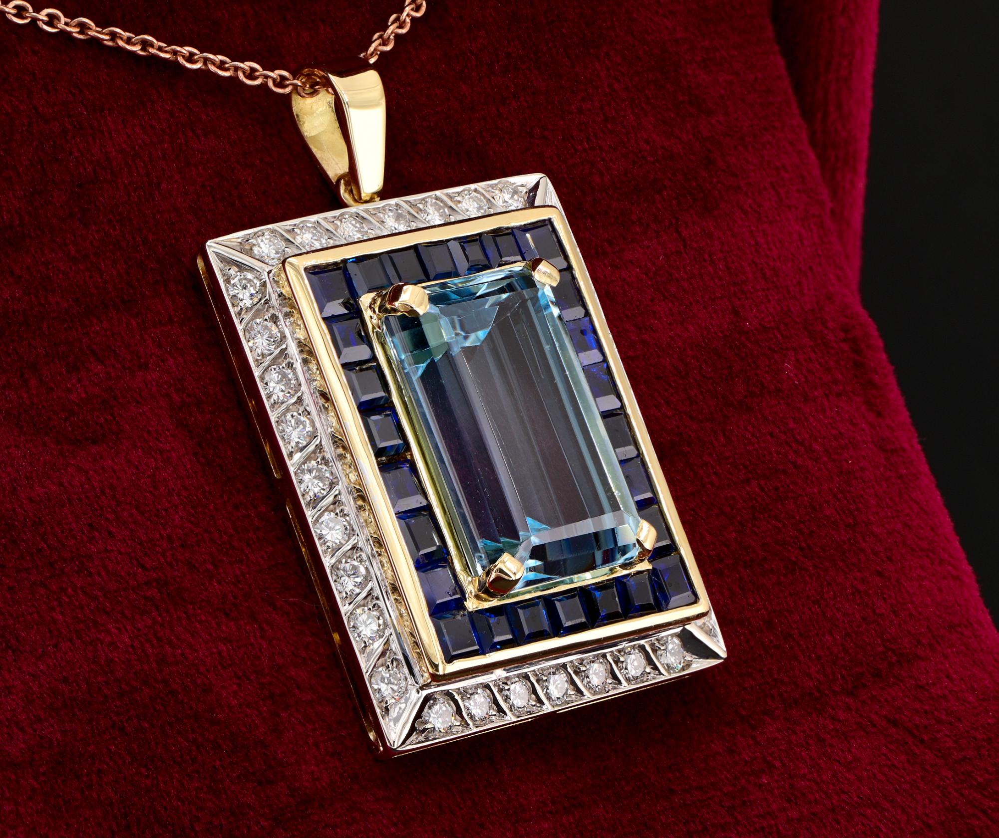 Emerald Cut Estate 17.50 Ct. Aquamarine Natural Sapphire Diamond Pendant For Sale