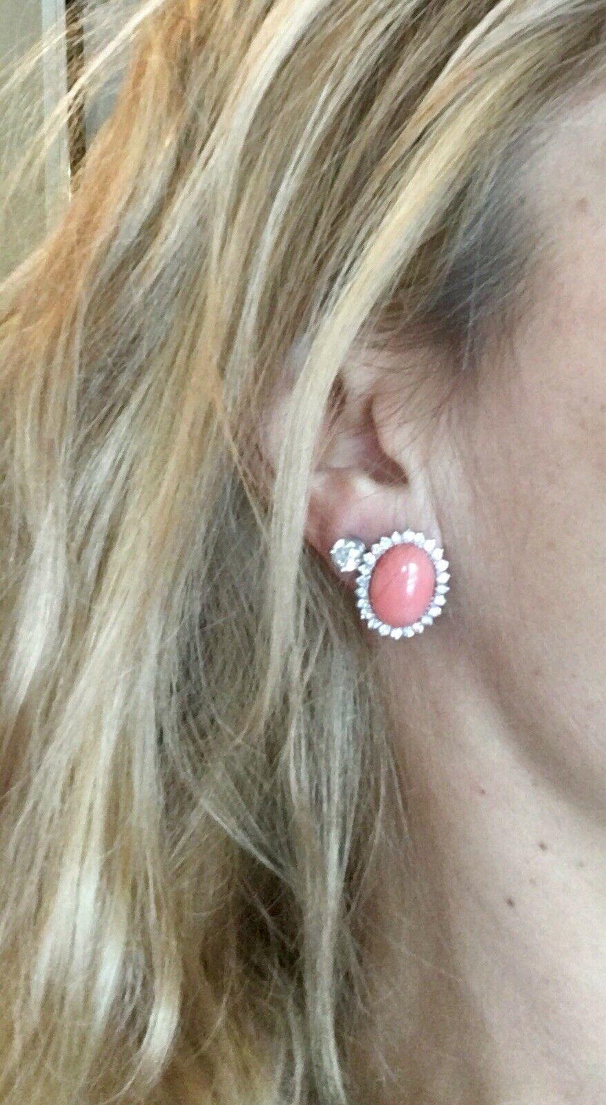 Estate 18 Karat Angel Skin Coral 1.10 Carat VS Diamond Stud Drop Earrings 3