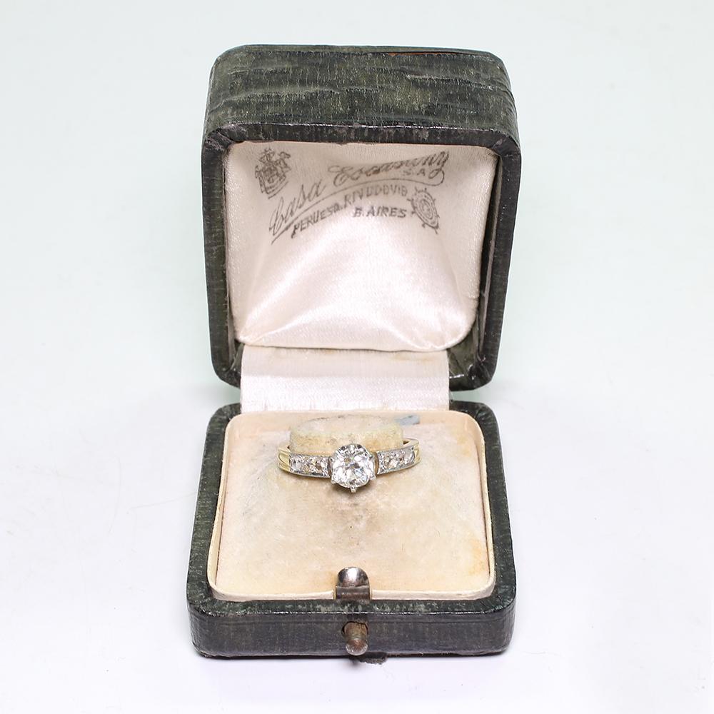 Estate 18 Karat Gold 1 Carat Diamond Engagement Ring In New Condition In Miami, FL