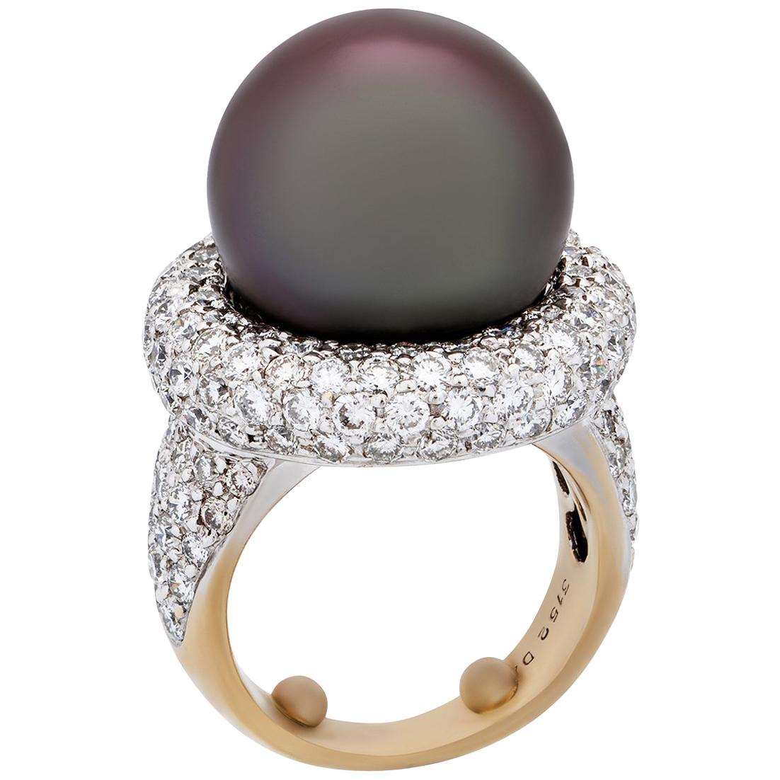 Estate 18 Karat White Gold Black Pearl and Diamond Ring
