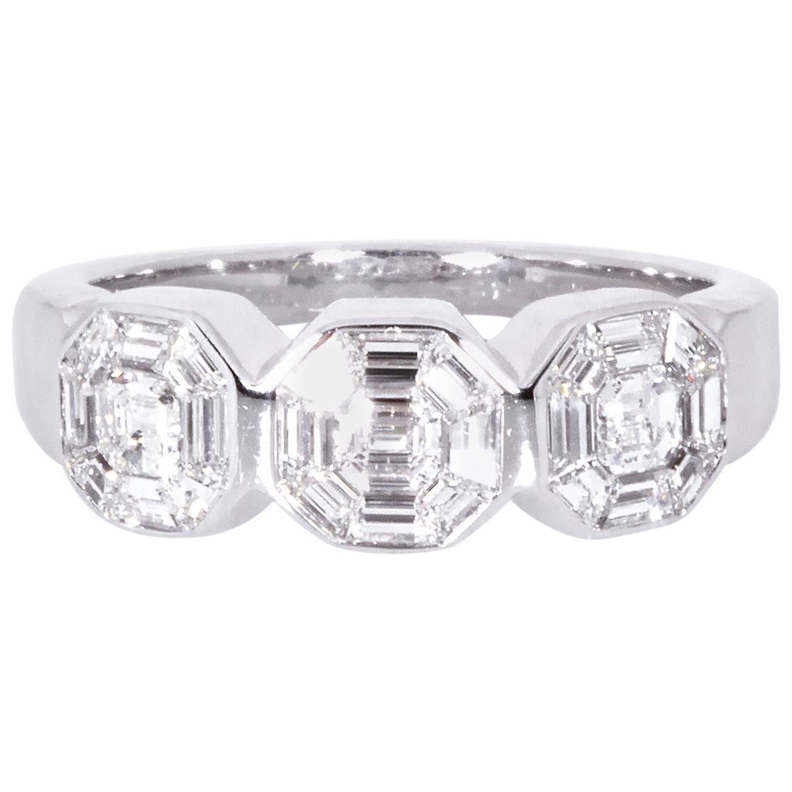 Estate 18 Karat White Gold Diamond Ring