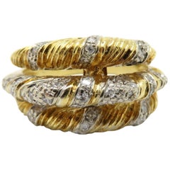 Estate 18 Karat Yellow Gold Designer Tiffany & Co. Diamond Scalloped Band Ring