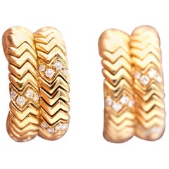 Bulgari 18 Karat Yellow Gold Spiga Diamond Hoop Earrings