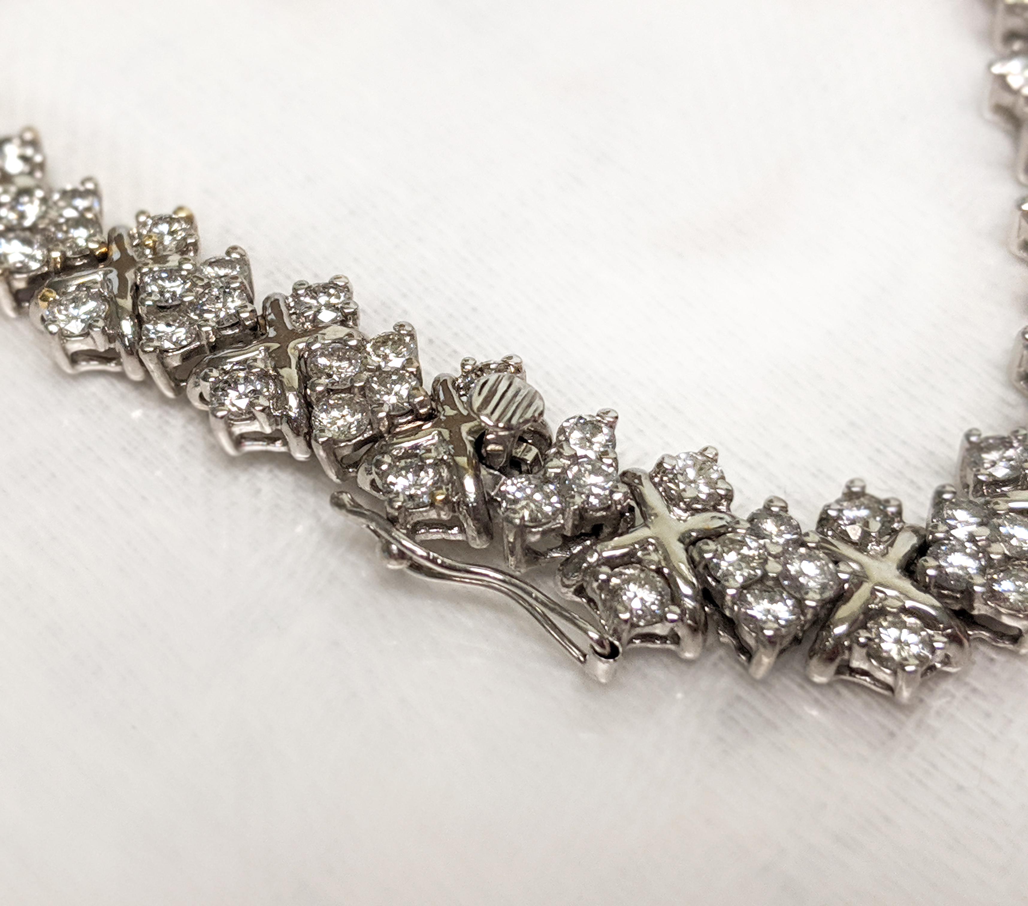 Estate 18.00 Carat Diamond Necklace In Good Condition In NEW ORLEANS, LA
