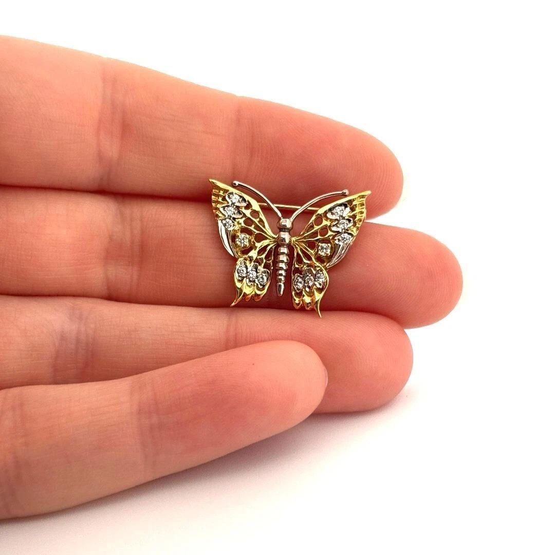 Estate 18K & 14K Yellow Gold Natural 20CTW Diamond Handmade Butterfly Brooch en Excelente estado para la venta en Carmel By The Sea, CA