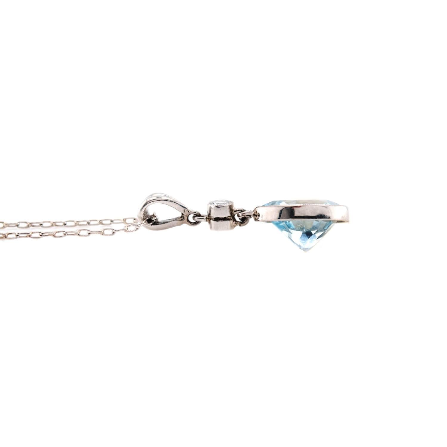 Moderno Collana Estate 18k Aqua e Diamanti in vendita