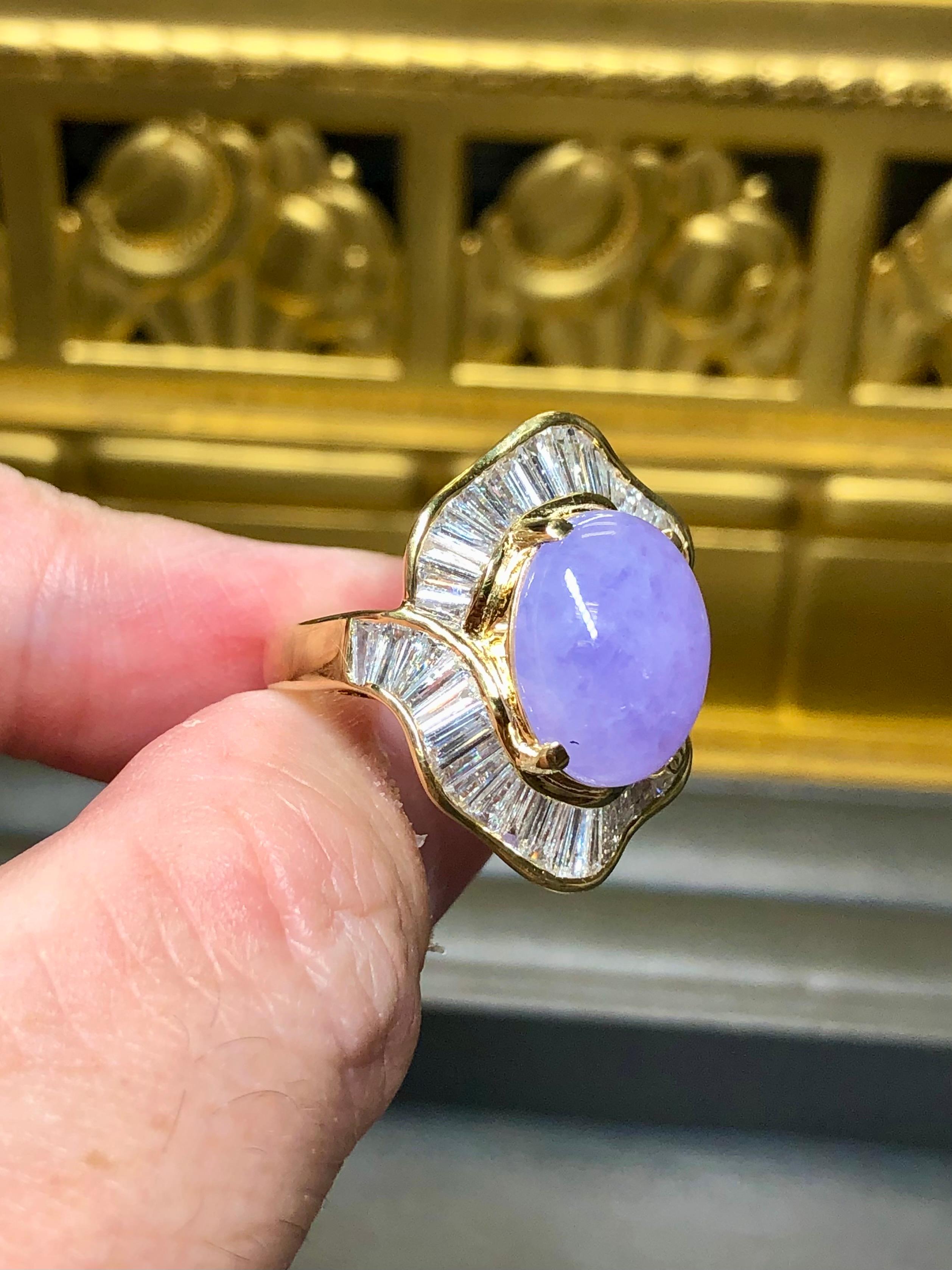 Women's or Men's Estate 18K Baguette Diamond Lavendar Jade Cabochon Cocktail Ring Sz 7 For Sale