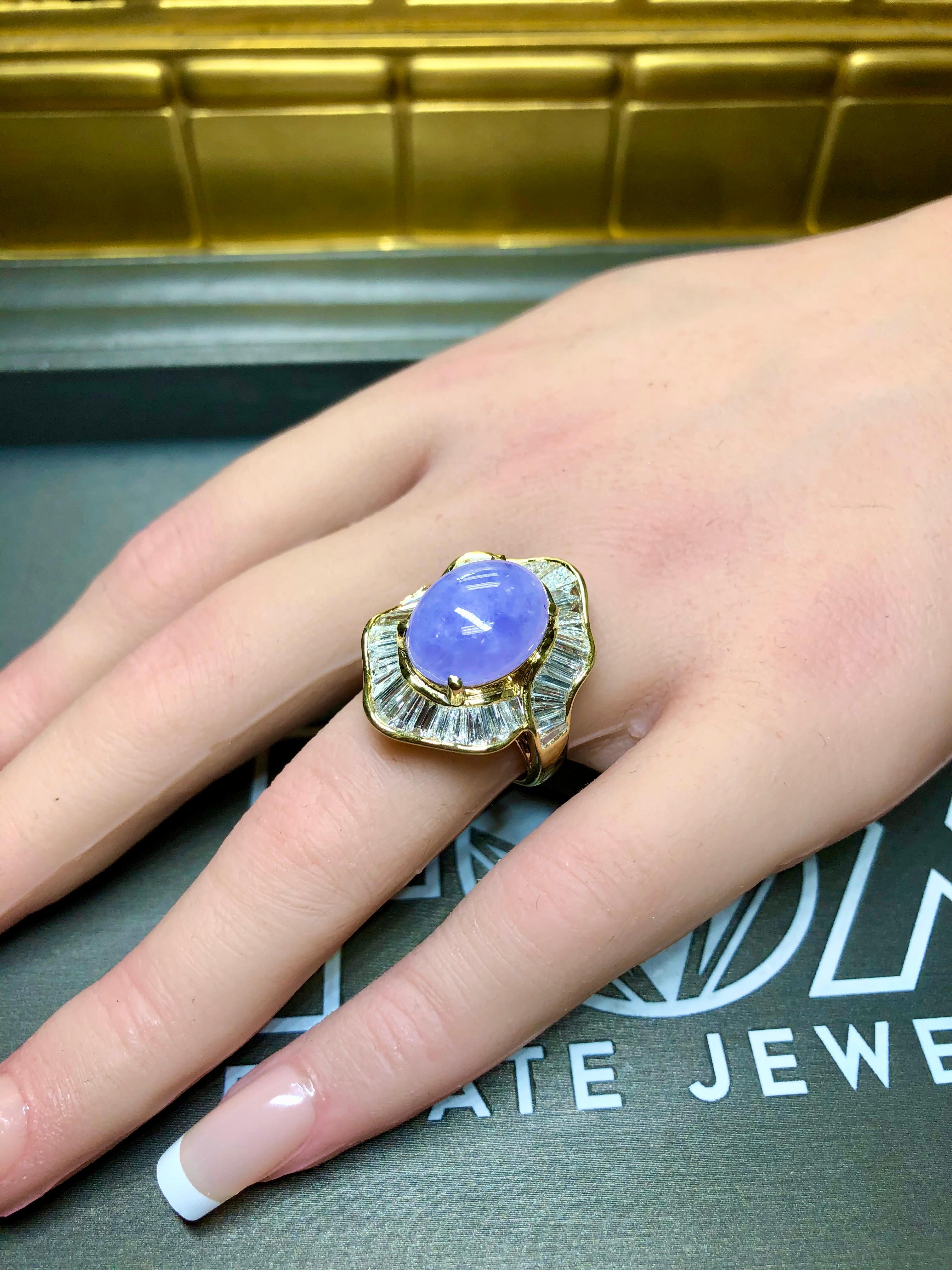 Estate 18K Baguette Diamond Lavendar Jade Cabochon Cocktail Ring Sz 7 For Sale 3