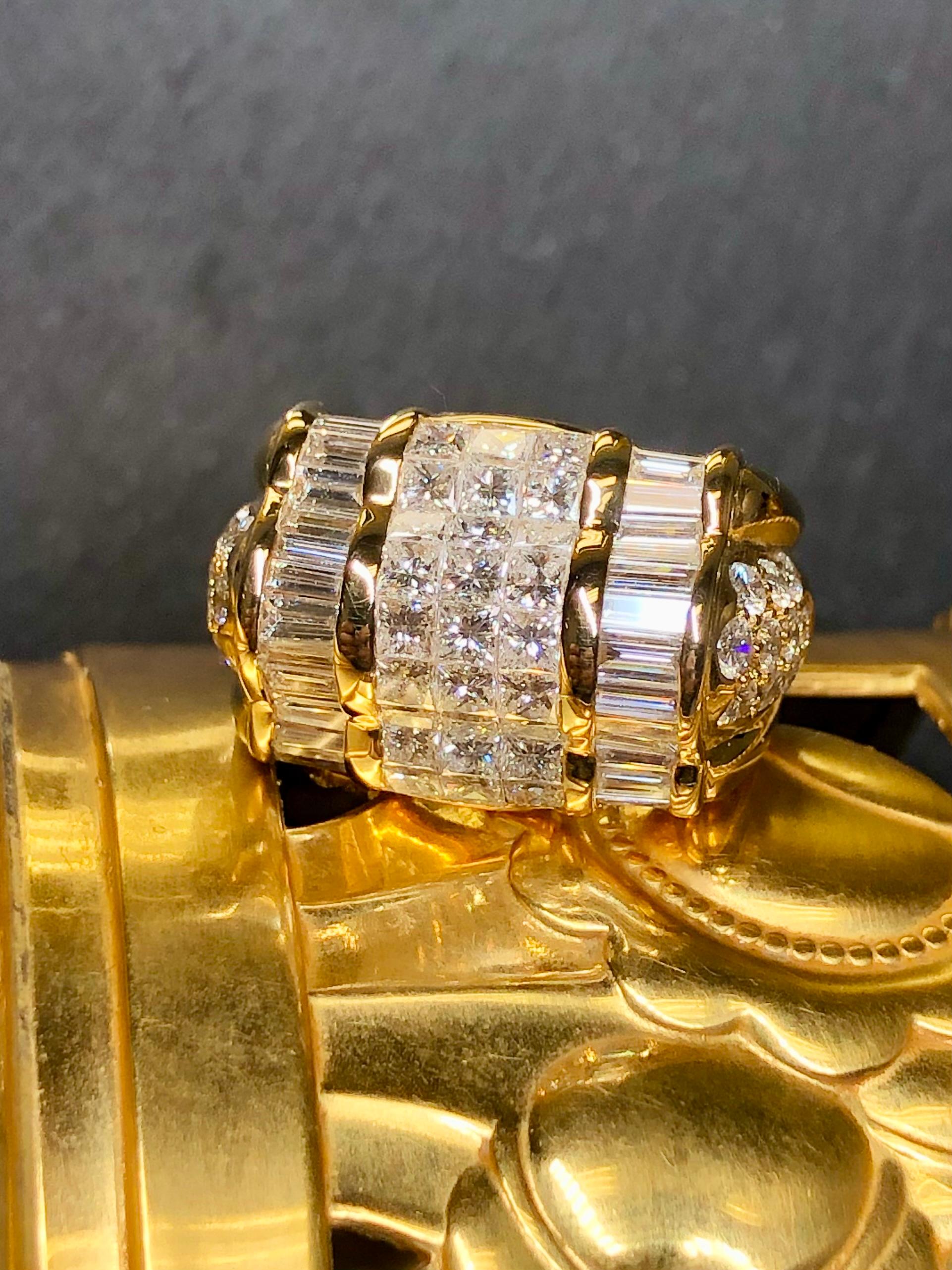 Estate 18K Baguette Round Princess Diamond Cluster Cocktail Ring 5.90ctw Sz 7 In Good Condition For Sale In Winter Springs, FL