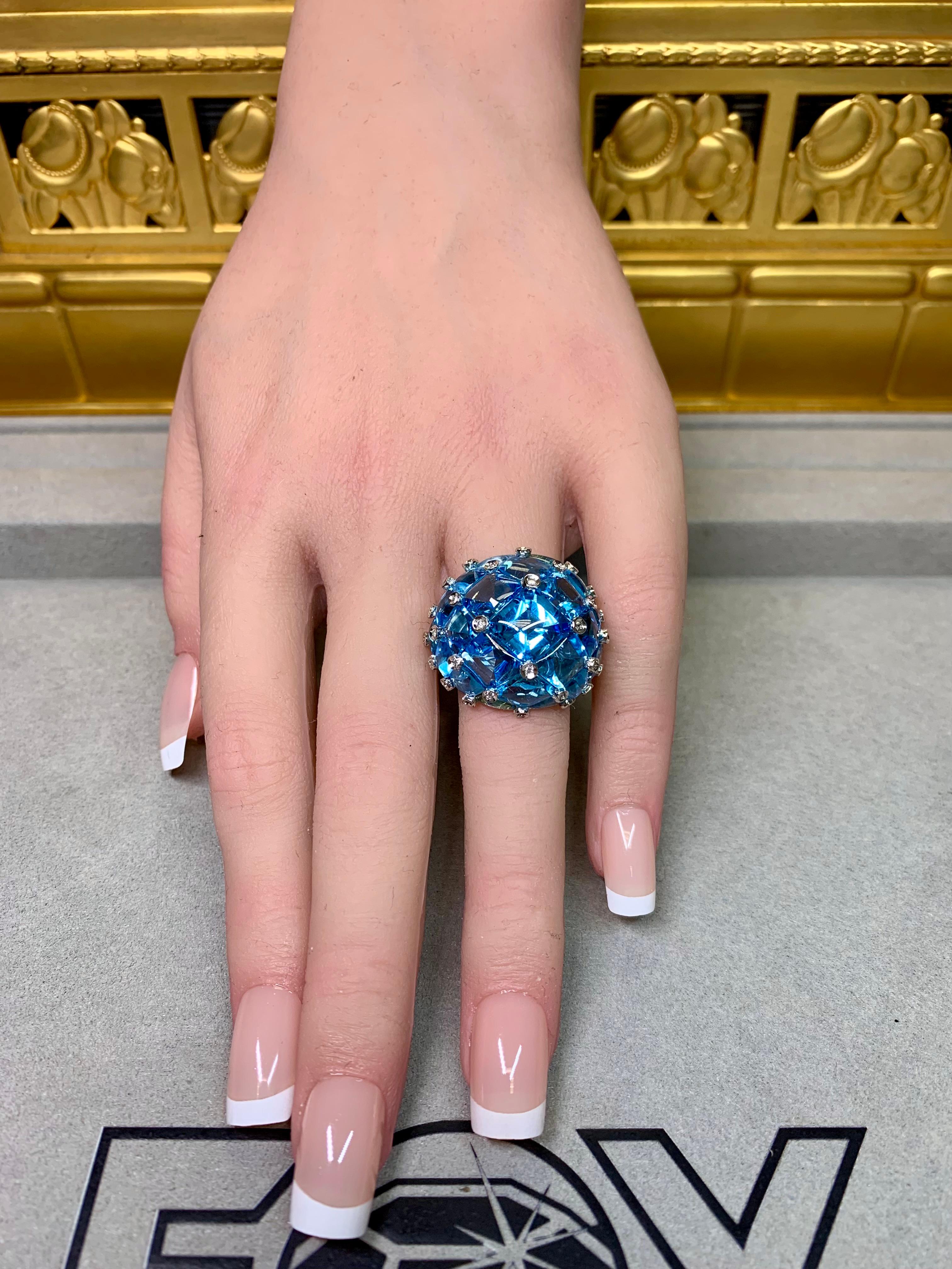 Tenuta 18K Buff Top Fancy Cut Topaz Diamond Bombé Cocktail Dome Ring 25.68ctw in vendita 3