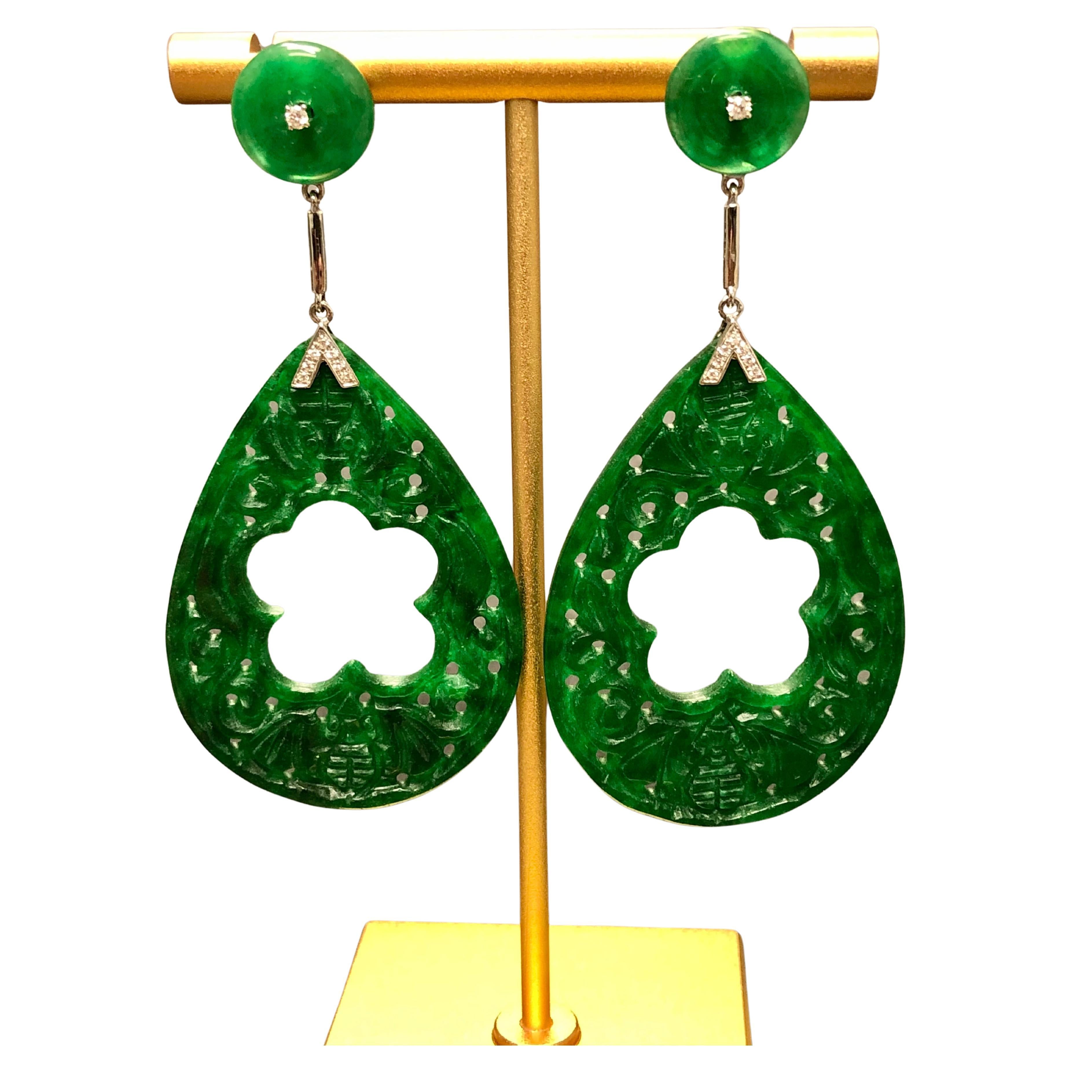 Boucles d'oreilles pendantes en jade sculpté 18K avec disque et diamant