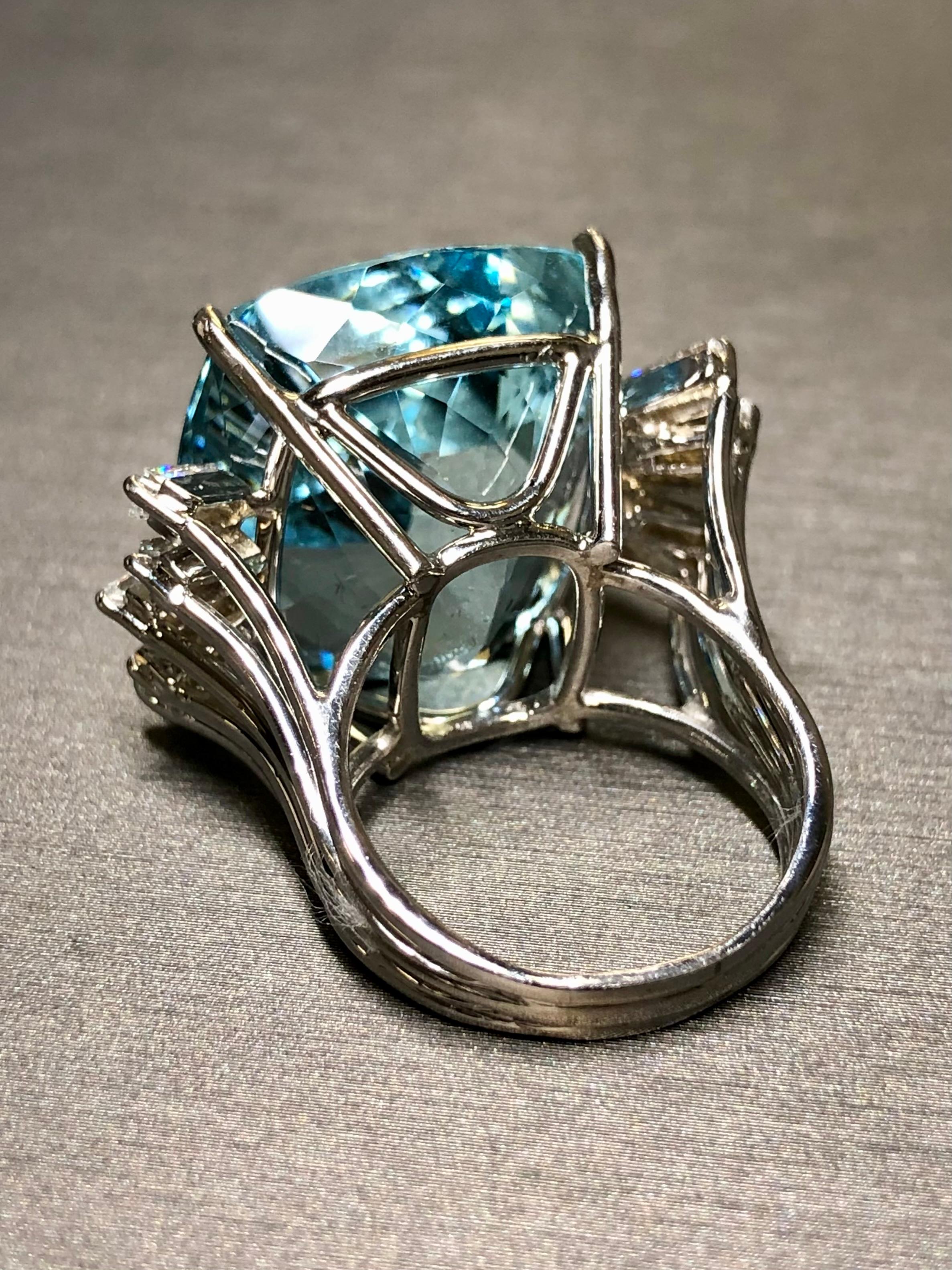 Estate 18K Cushion Aquamarine Baguette Diamond Large Cocktail Ring GIA 46.20ctw In Good Condition In Winter Springs, FL
