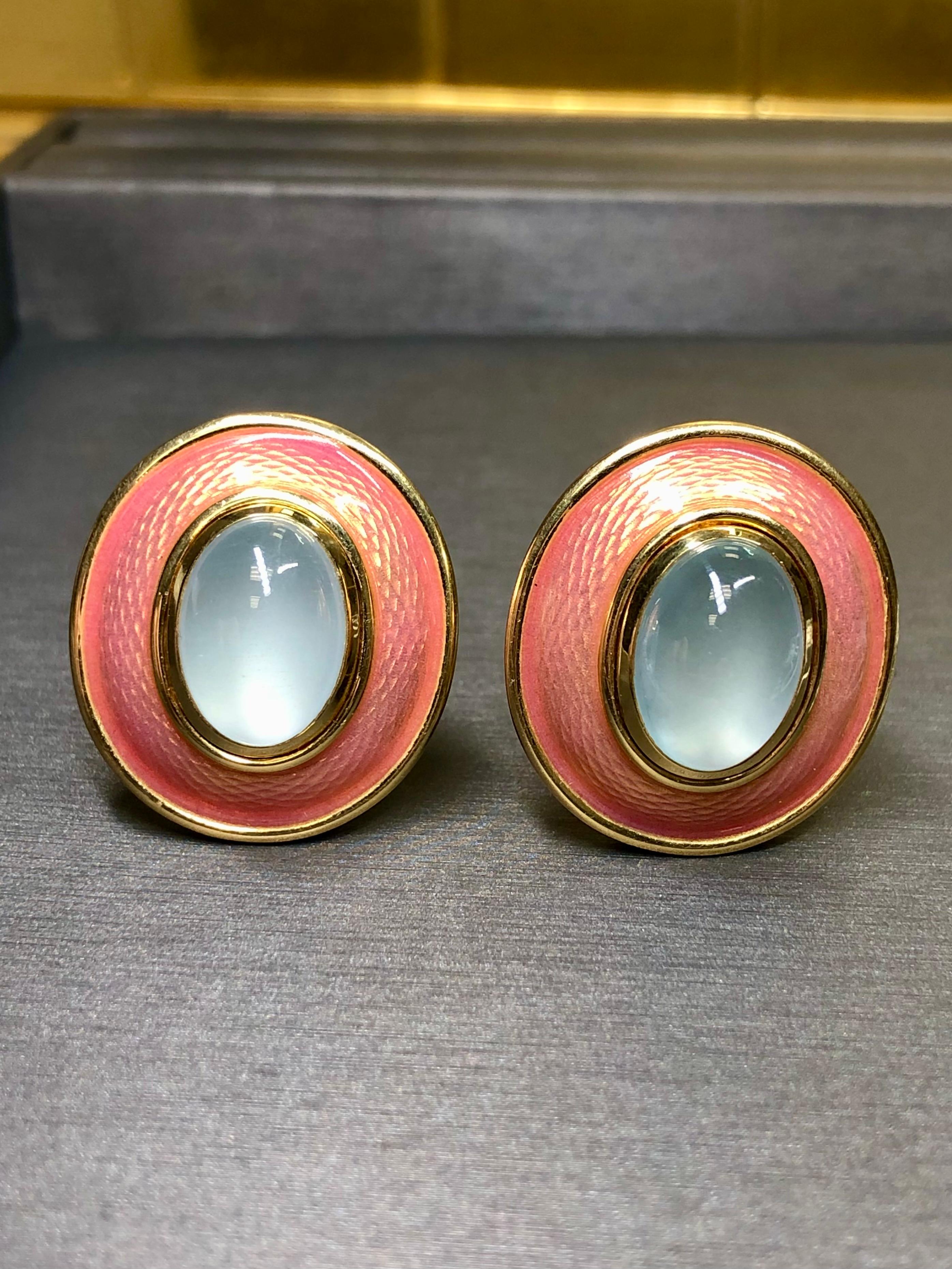Cabochon Tenuta 18 carati De Vroomen Orecchini con pietra di luna cabochon e smalto in vendita