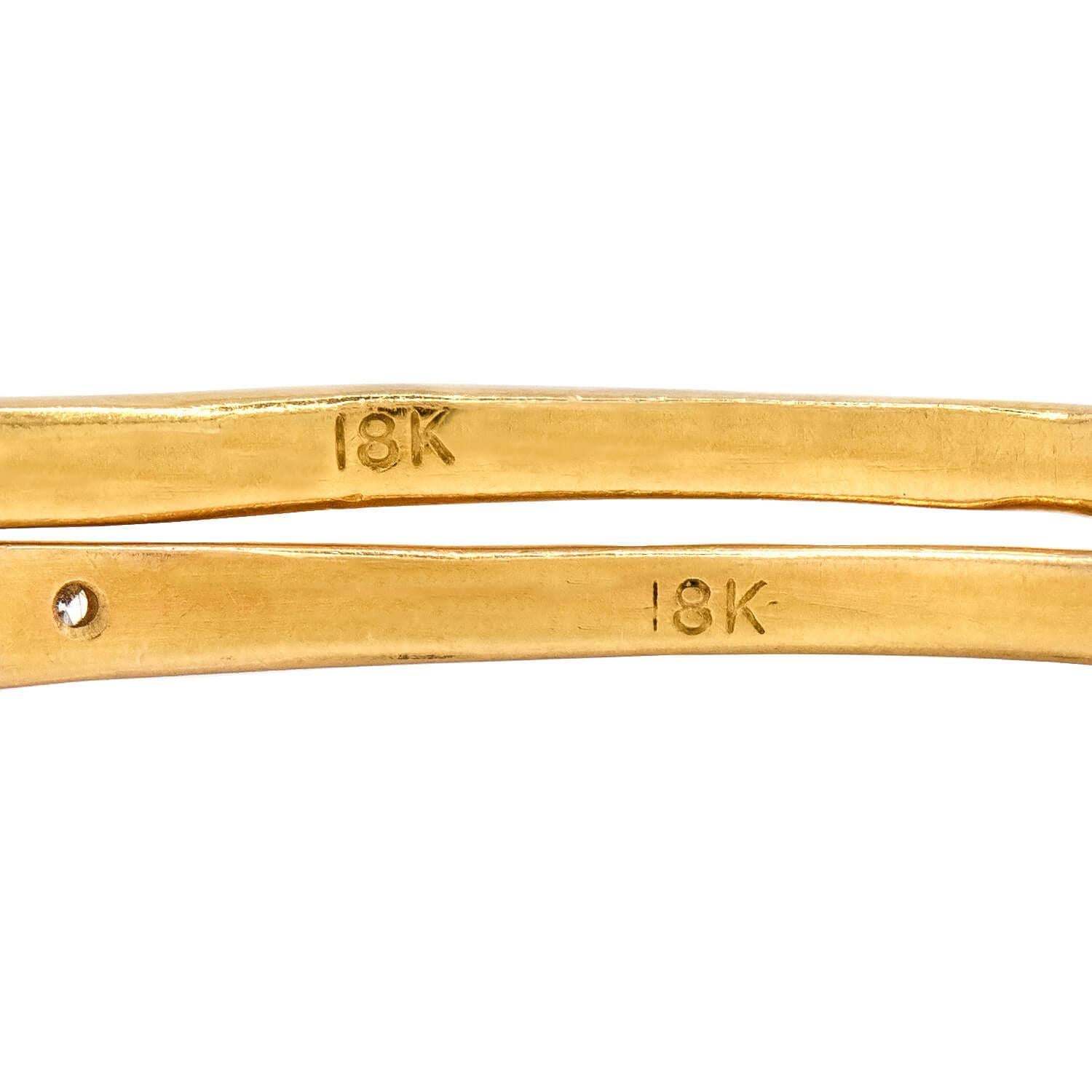 Taille brillant Estate 18k Diamond Bangle Set en vente