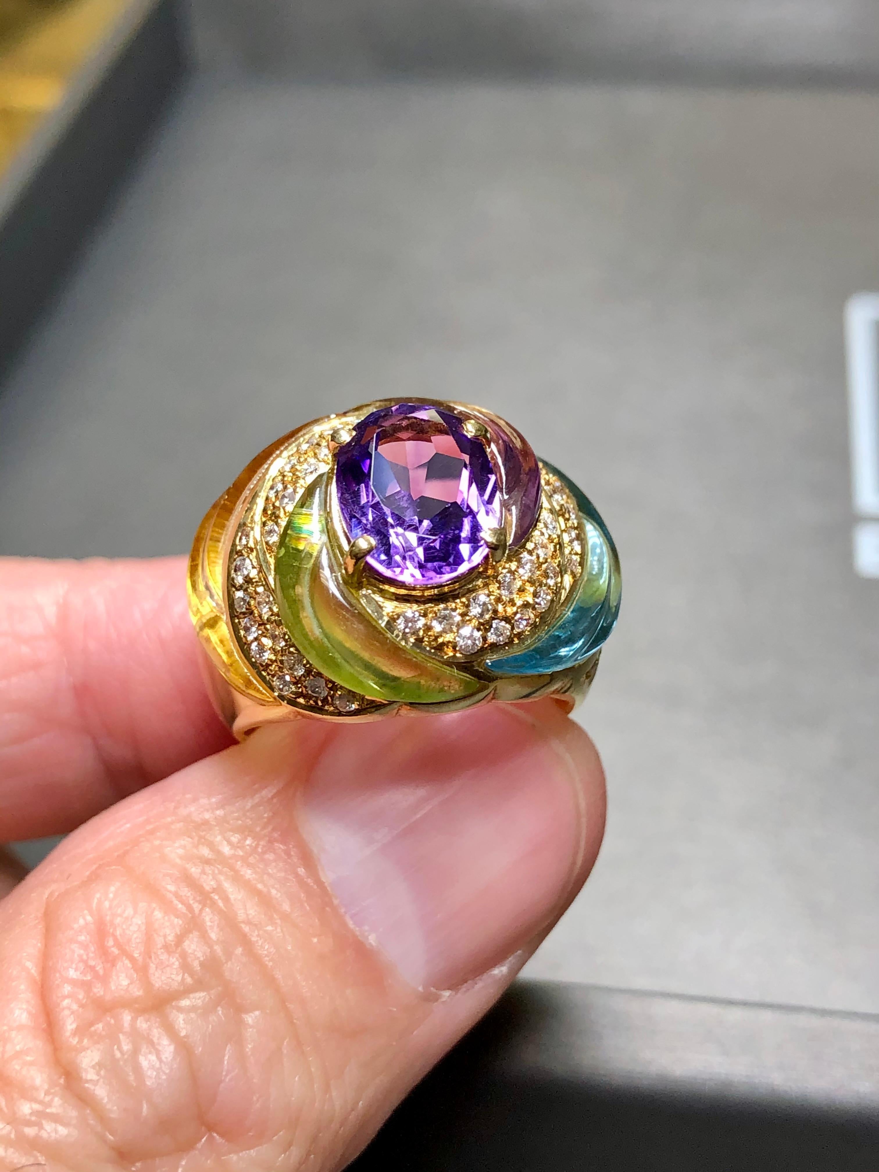Estate 18K diamante tallado aguamarina peridoto amatista cúpula cóctel anillo Sz 7.5 en Bueno estado para la venta en Winter Springs, FL
