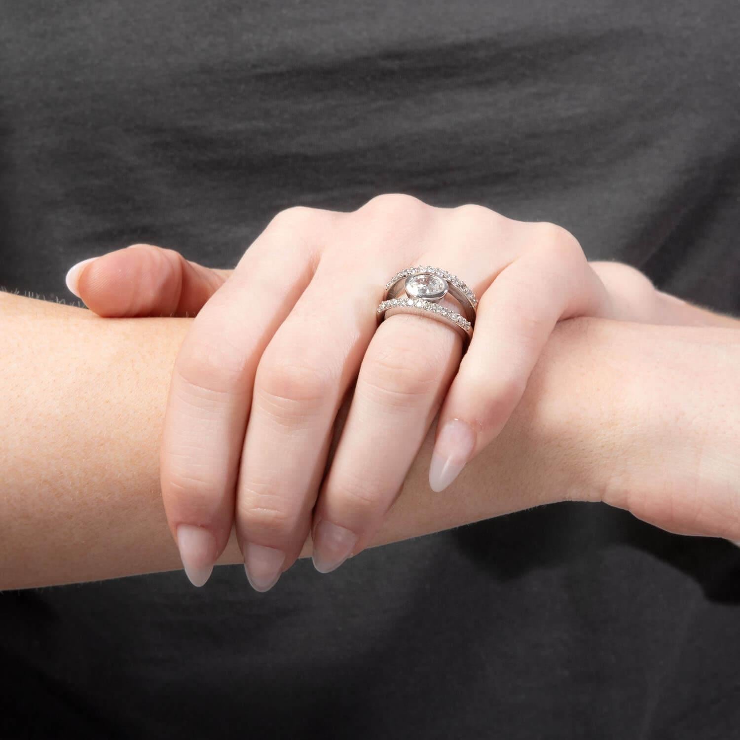 Anello di fidanzamento con diamante 18k da 0,70 carati In condizioni buone in vendita a Narberth, PA