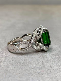 Estate 18K Diamond Green Tourmaline Scrolling Bypass Cocktail Ring 8ctw