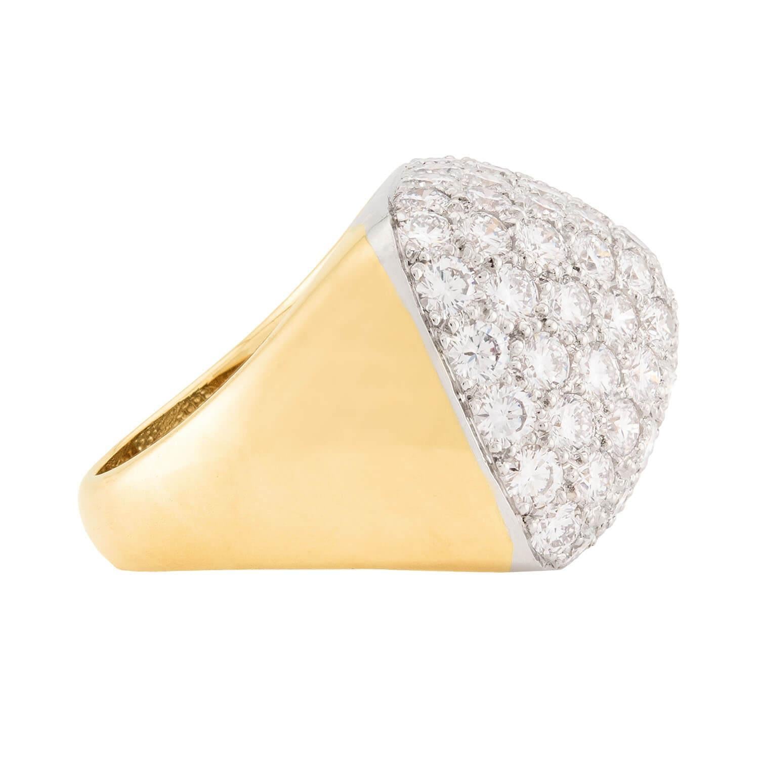 Brilliant Cut Estate 18k Diamond Pyramid Ring For Sale