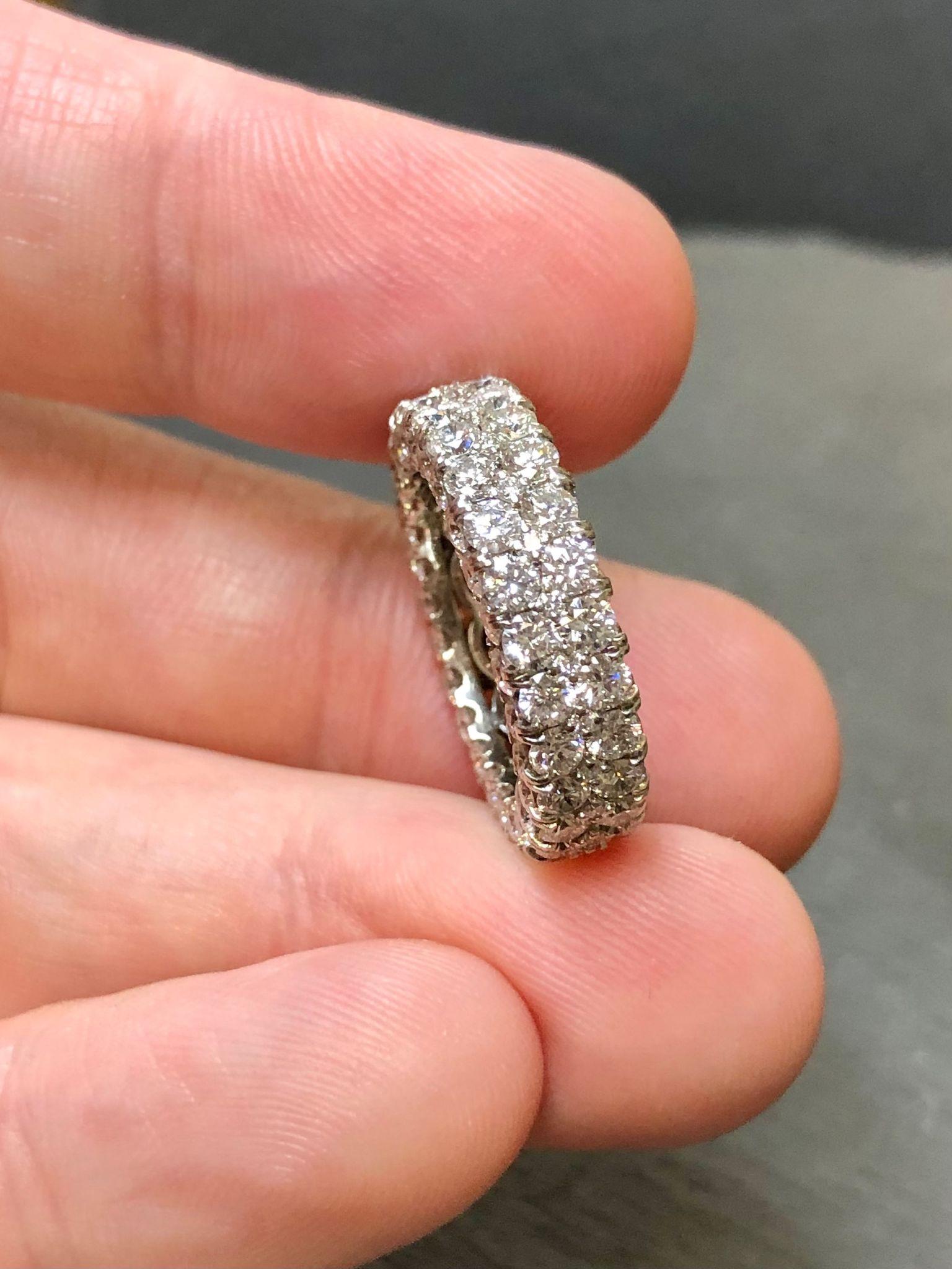 Estate 18k Diamonds On All Sides Wide Eternity Band 5.50cttw Sz 6 For Sale 5