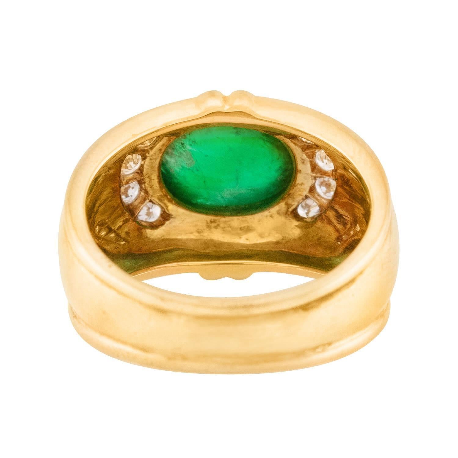 Nachlassring mit 18 Karat Smaragd und Diamant im Zustand „Gut“ im Angebot in Narberth, PA