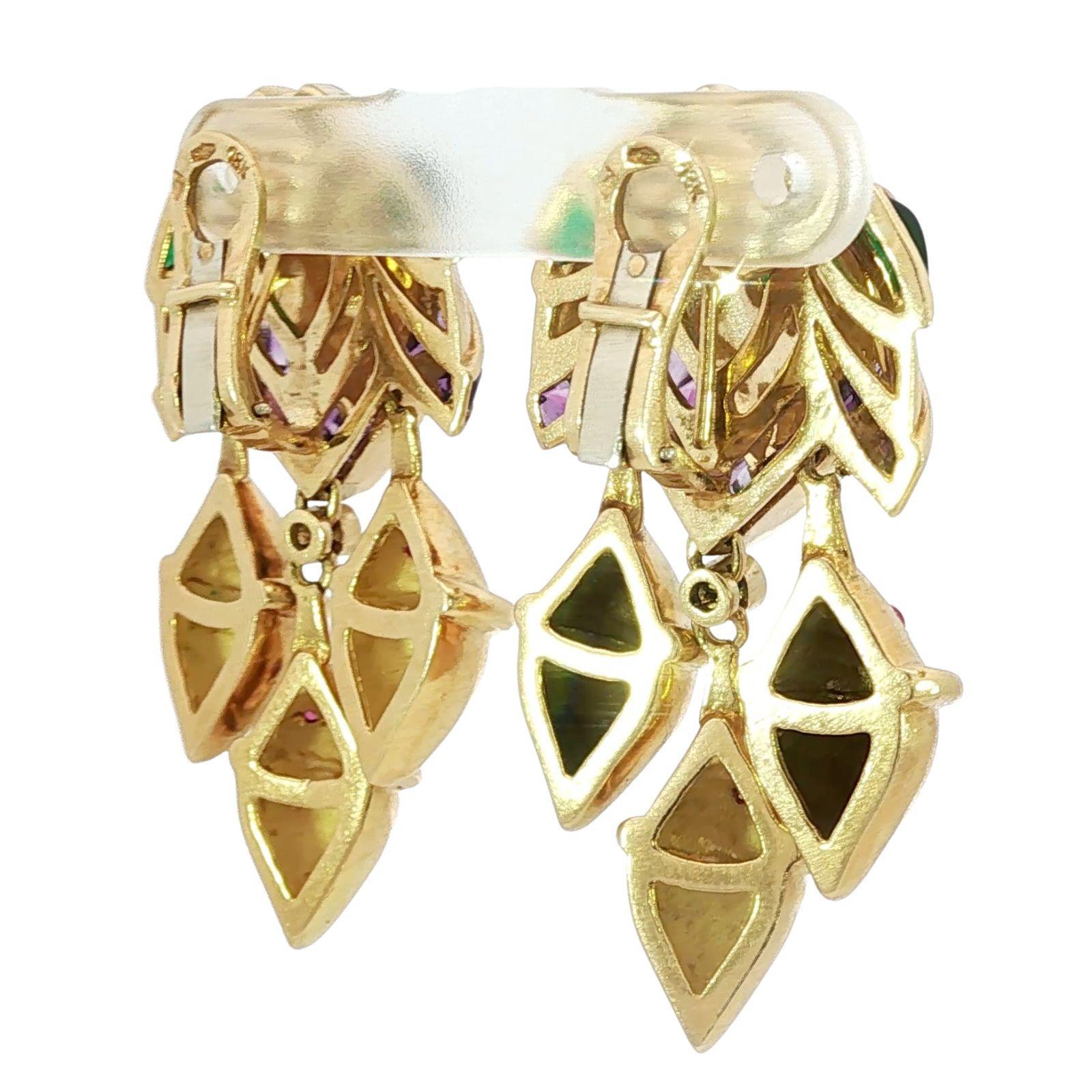 Estate 18K Orecchini a forma di pesce in oro giallo a clip 1970s Designer Style in vendita 2