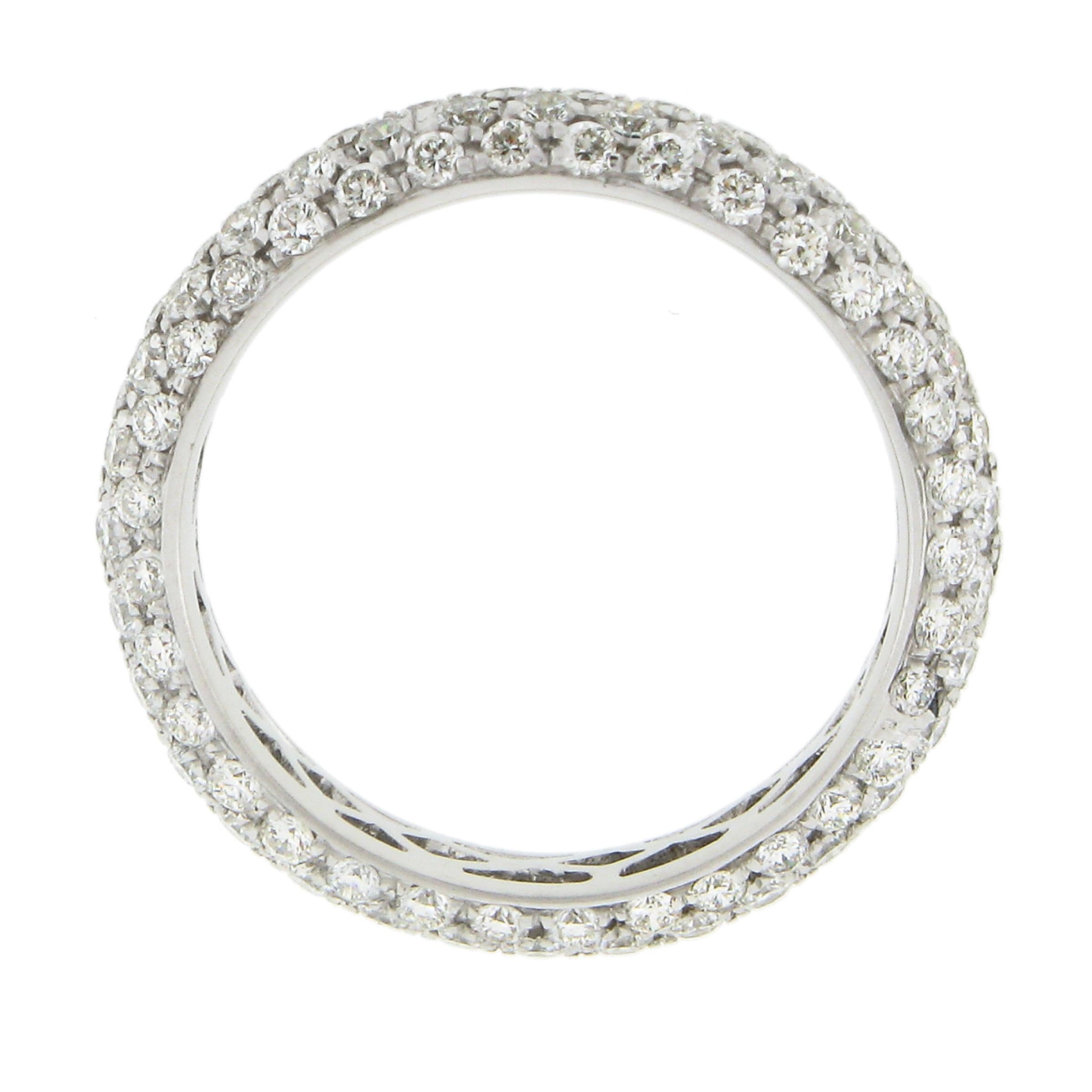Nachlass 18k Gold 1,81 Karat Pave Diamant gewölbter Eternity-Ring mit 4 Reihen im Angebot 3