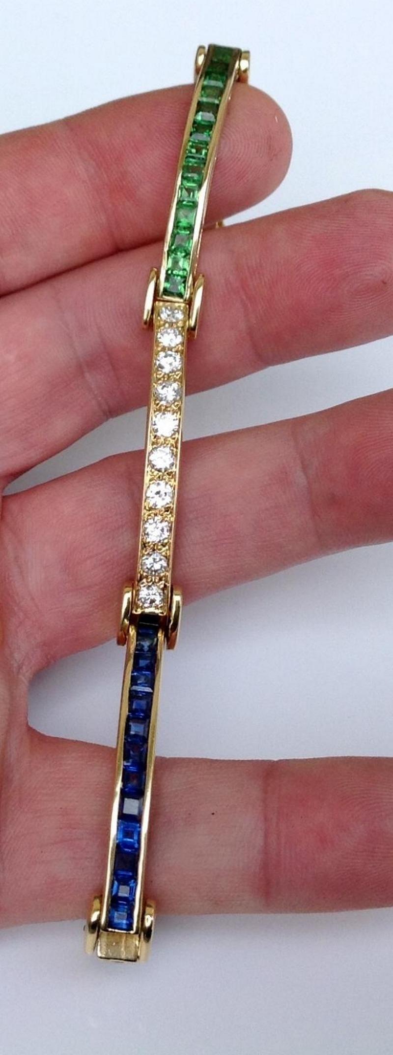 Estate 18K Gold 7.2 CTW Natural Sapphire, Tsavorite & Diamond Bracelet 26 Grams  In Excellent Condition For Sale In Houston, TX