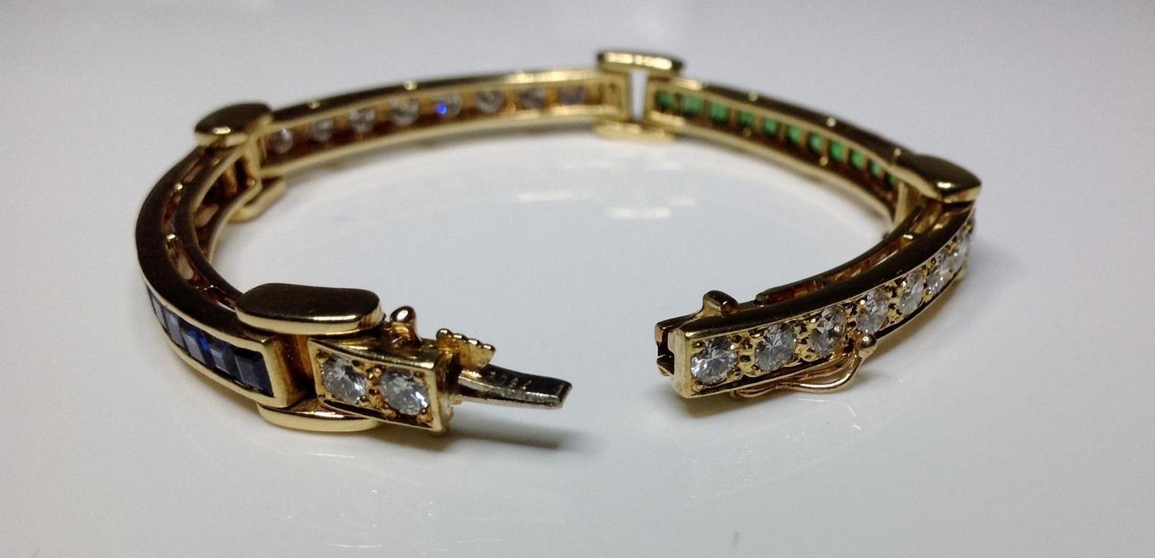 Estate 18K Gold 7.2 CTW Natural Sapphire, Tsavorite & Diamond Bracelet 26 Grams  For Sale 1