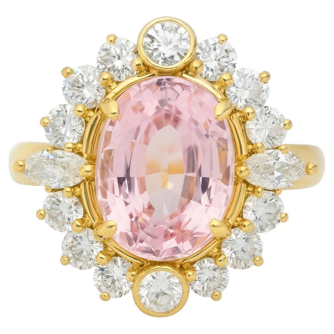 Bague en or 18K avec saphir Padparadscha non chauffé de 2,16ct et diamants en vente