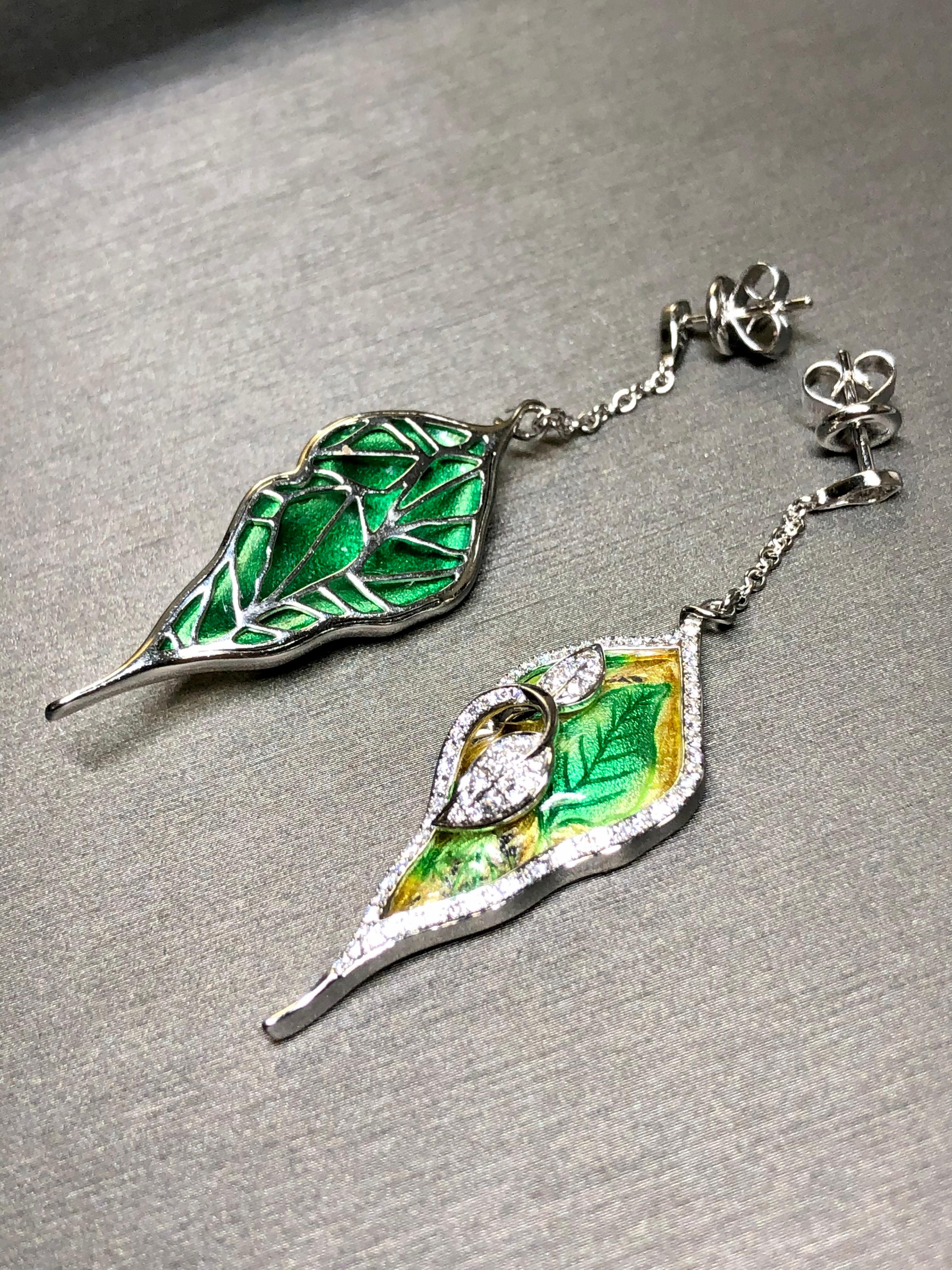 Round Cut Estate 18K Green Enamel Diamond Leaf Vine Drop Dangle Earrings For Sale