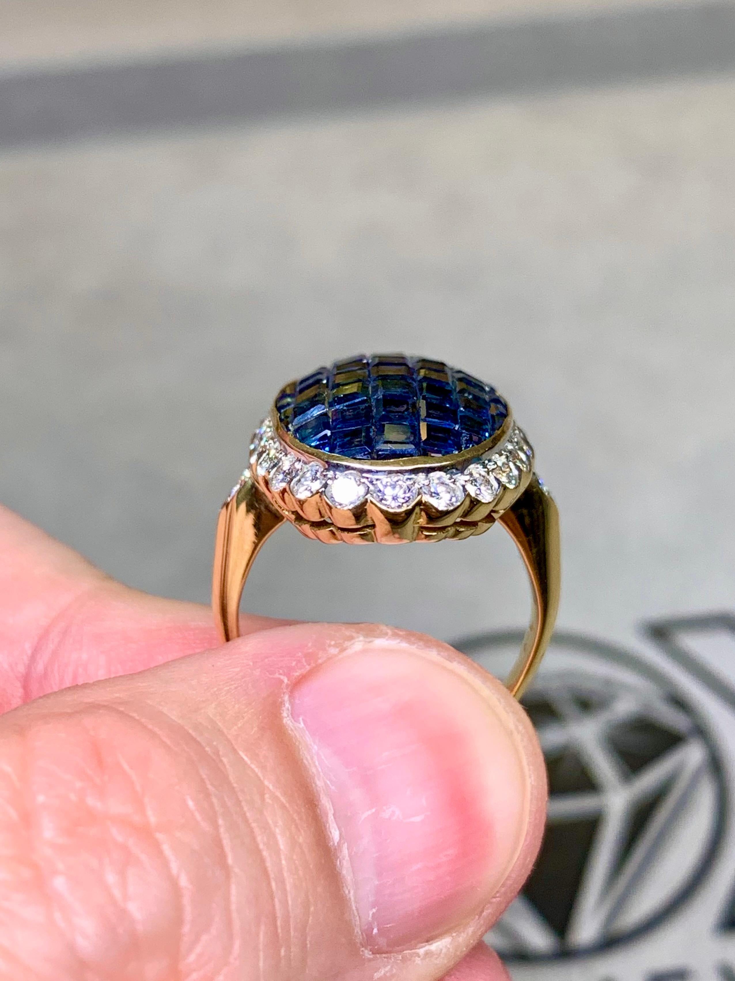 Estate 18K Invisible Set Blue Sapphire Diamond Long Oval Cocktail Ring 5.80ctw en vente 1