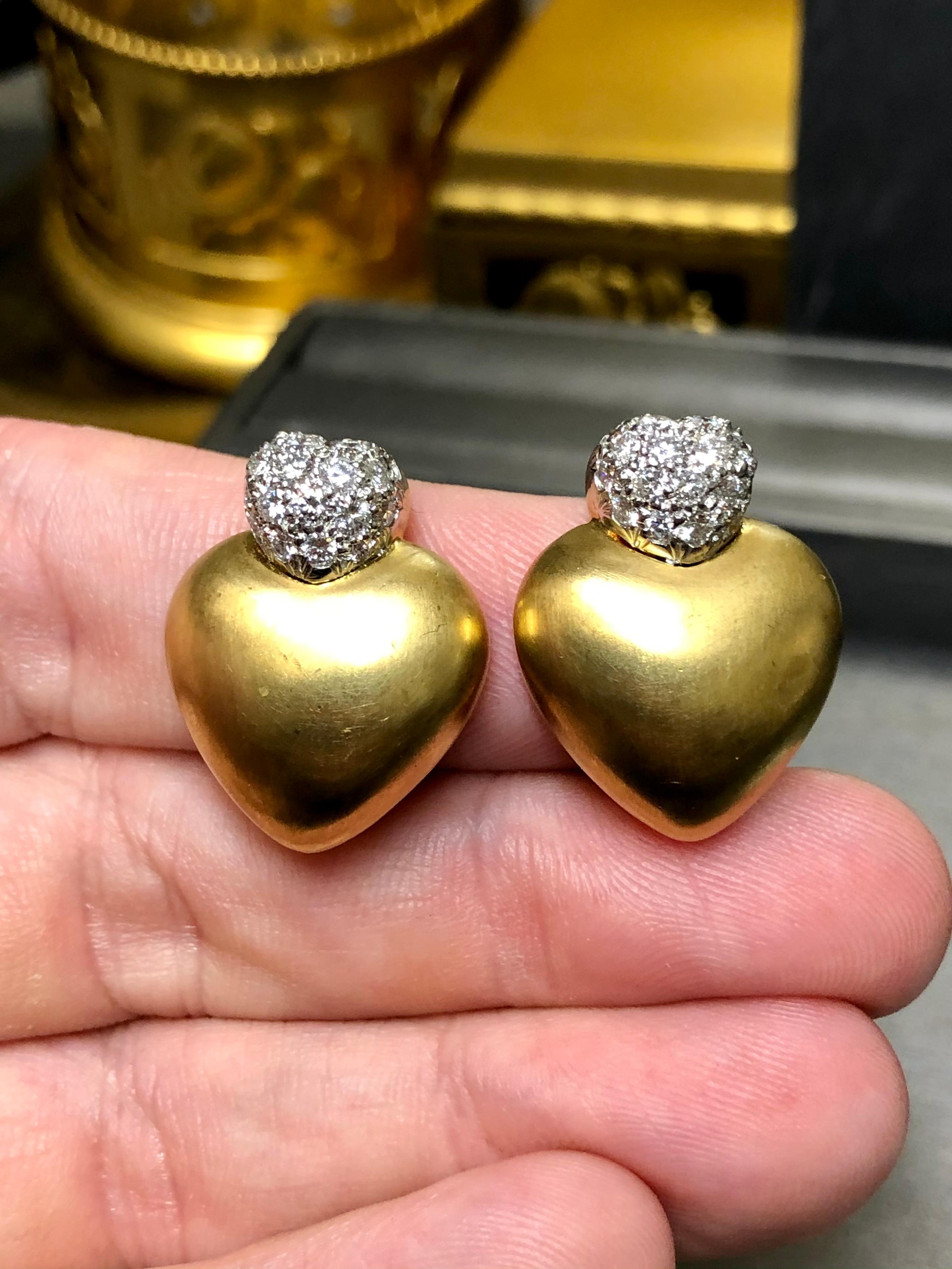 Estate 18K MARLENE STOWE 18K Diamond Clip On Heart Huggy Earrings G Vs For Sale 1
