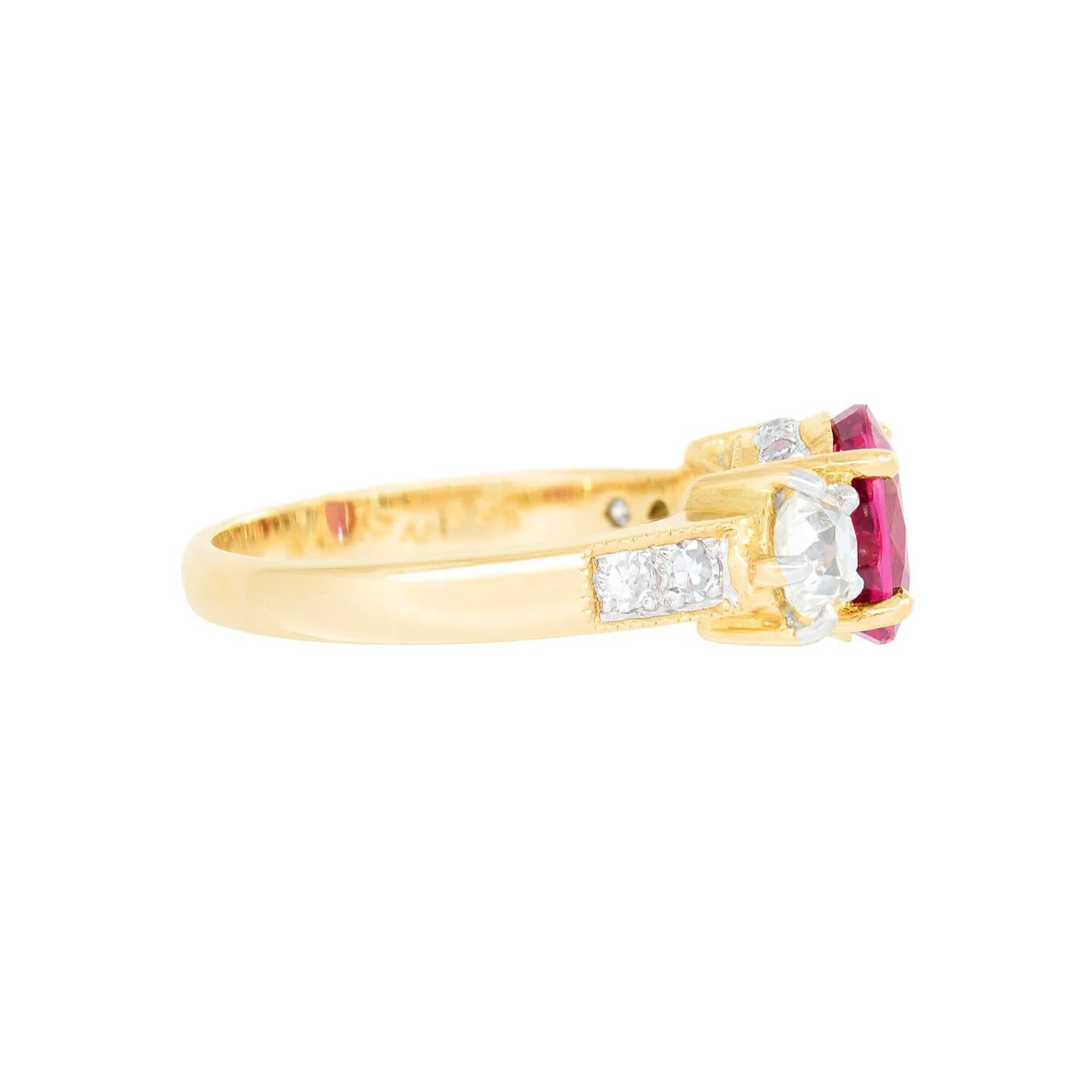 Modern Estate 18k Natural Spinel and Diamond Ring For Sale