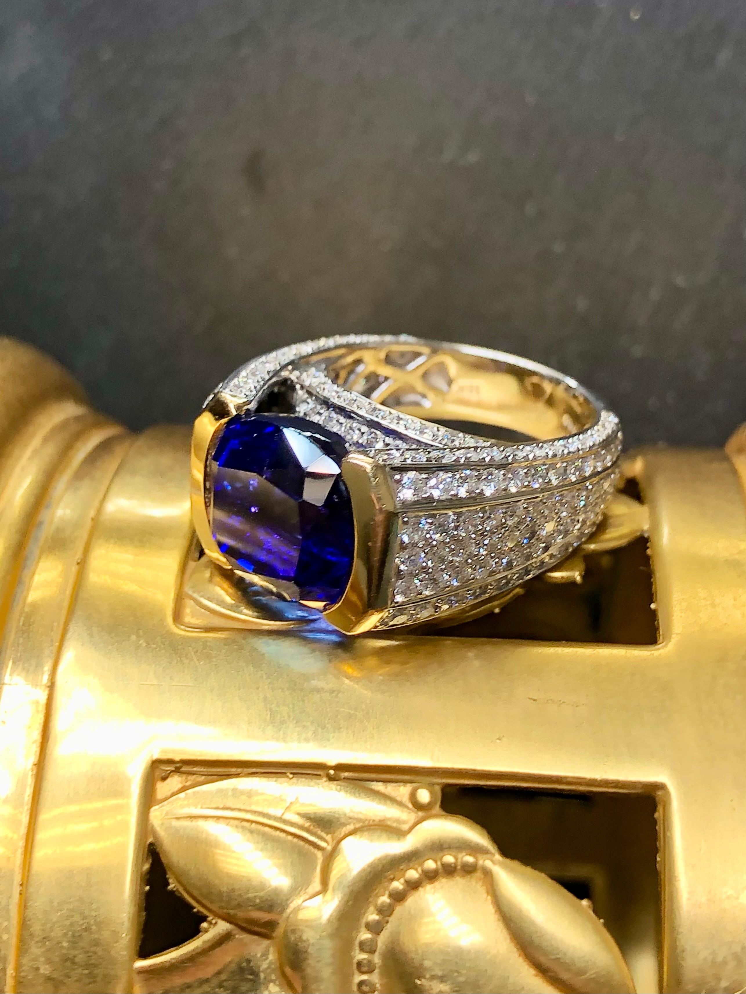 Contemporary Estate 18K Pave Diamond Cushion Tanzanite Cocktail Ring 13.25cttw Sz7 For Sale