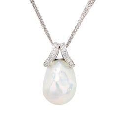 Estate 18k Pearl and Diamond Pendant Necklace