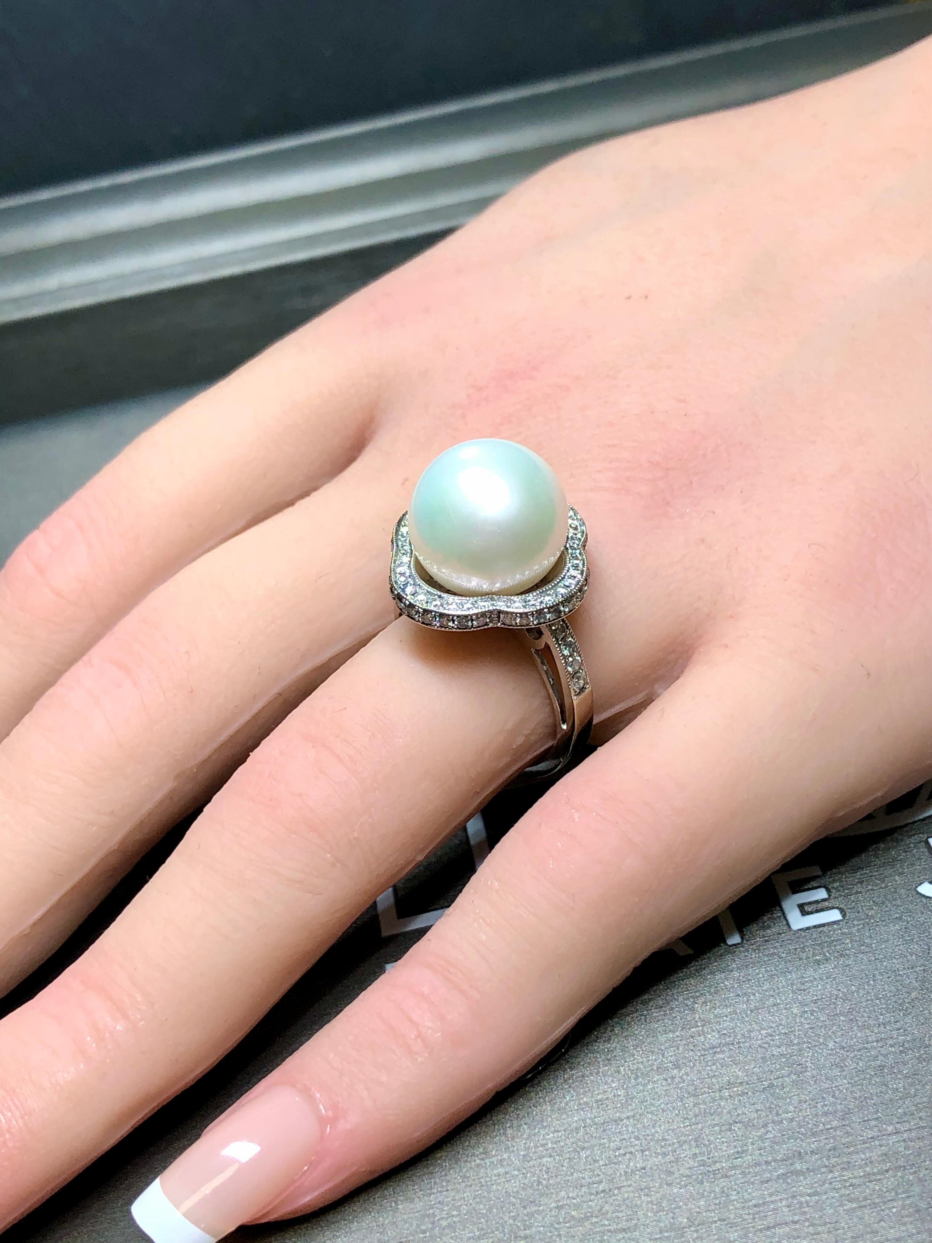Estate 18K South Sea Pearl Diamond Cocktail Ring 13.4mm Sz 7 For Sale 4