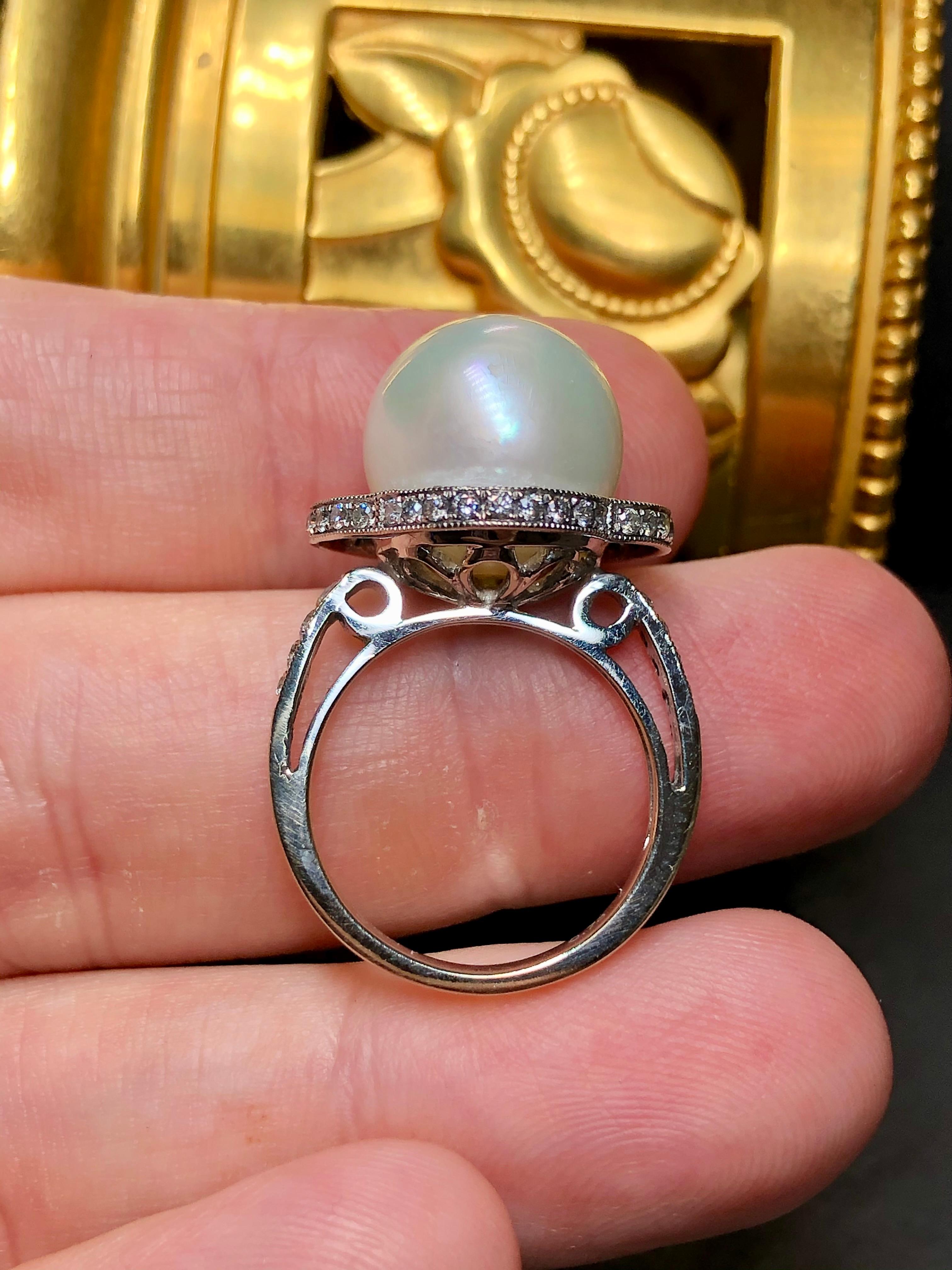 Estate 18K South Sea Pearl Diamond Cocktail Ring 13.4mm Sz 7 In Good Condition For Sale In Winter Springs, FL