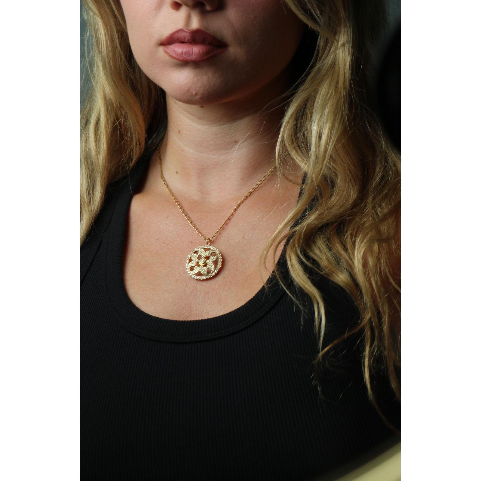 Ciondolo con bottone a stella in oro giallo 18K ~1,75ctw in vendita 4