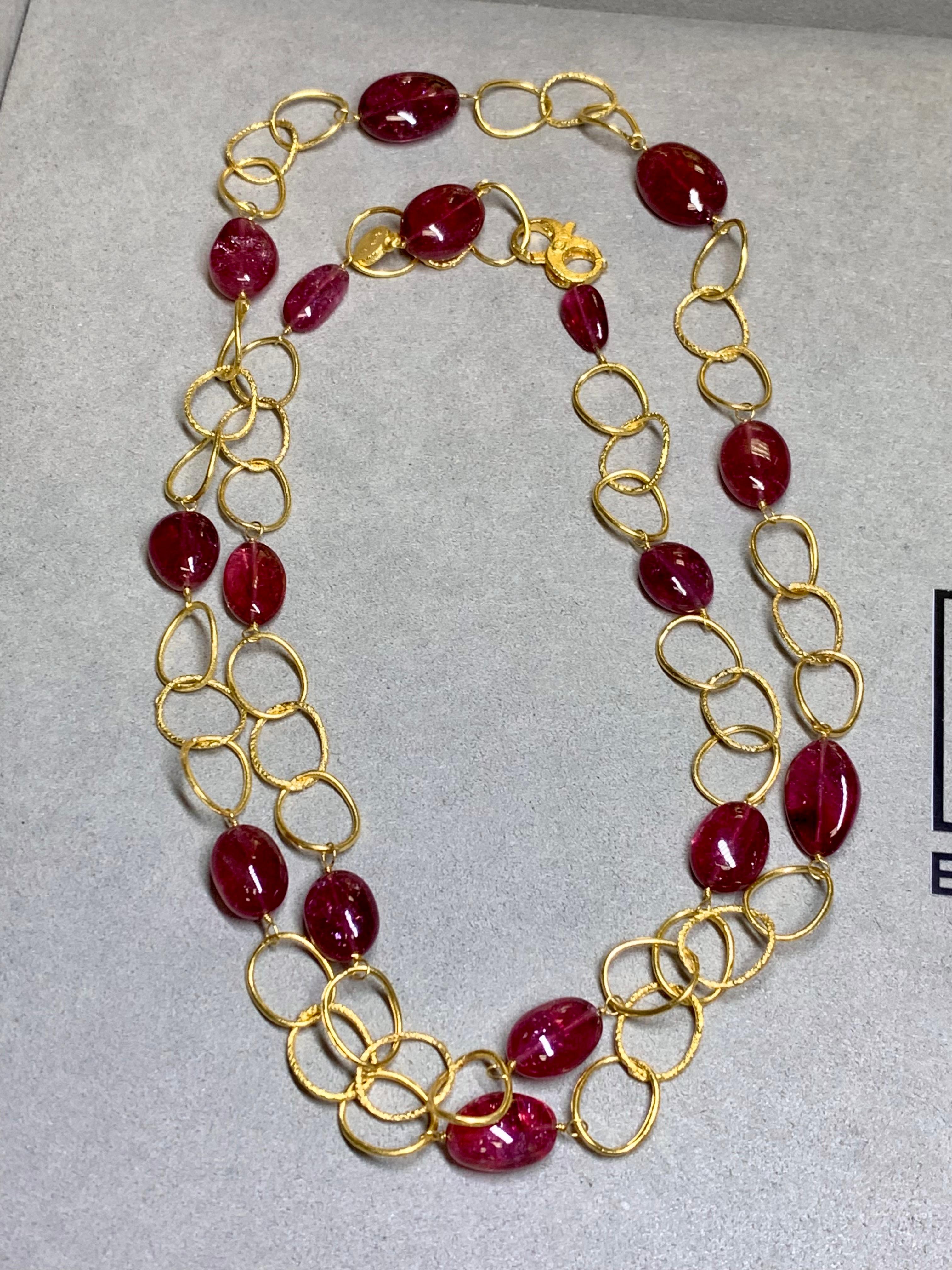 Women's or Men's Estate 18K Tumbled Tourmaline Textured Oval Link Opera Length Necklace 34” 110ct For Sale